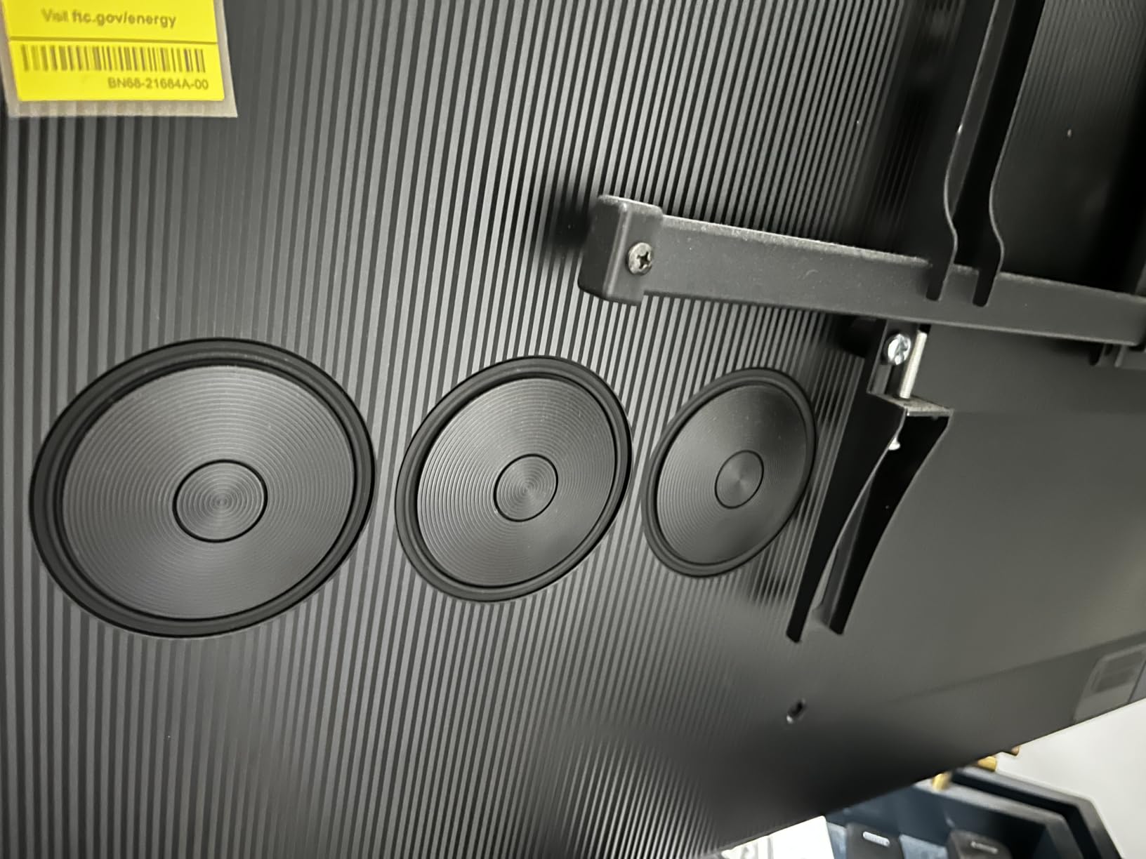 Samsung Q-Series Soundbar HW-QS90H 7.1.2ch All-in-One Soundbar w/Built-in Woofers, Wireless Dolby Atmos, Q-Symphony, Convertible Fit, SpaceFit Sound Pro, Game Mode Pro, Alexa Built-in (2026 Model) customer photo 2