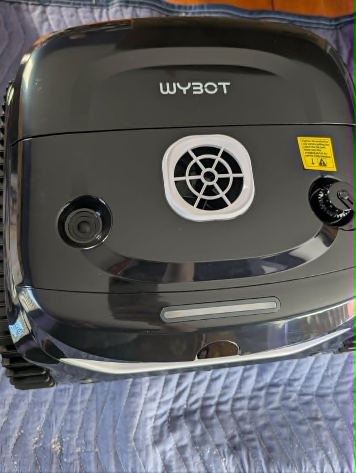 (2026 NEW) WYBOT B1 Cordless Robotic Pool Vacuum for Inground Pools, Six-Roller Brush 4-in-1 Smart Pool Cleaner, Edge Cleaning High Obstacle Crossing, Lightweight, App Navigation customer photo 1