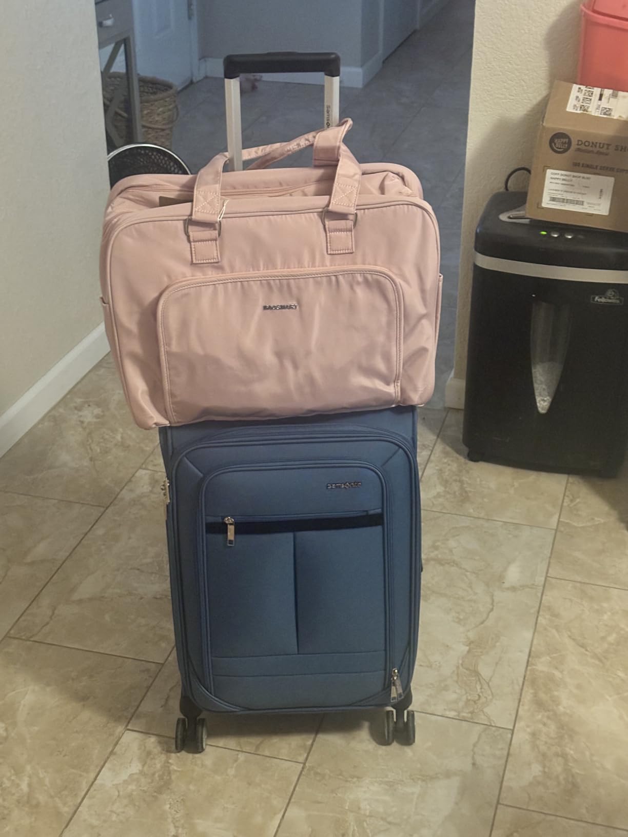Samsonite Soft-Sided 25-Inch Lightweight Medium Checked Expandable Element Suitcase: Durable, 360° Spinner Wheels, Adjustable Telescopic Handle, 2 Front & 1 Side Pocket- Bistro Green customer photo 2