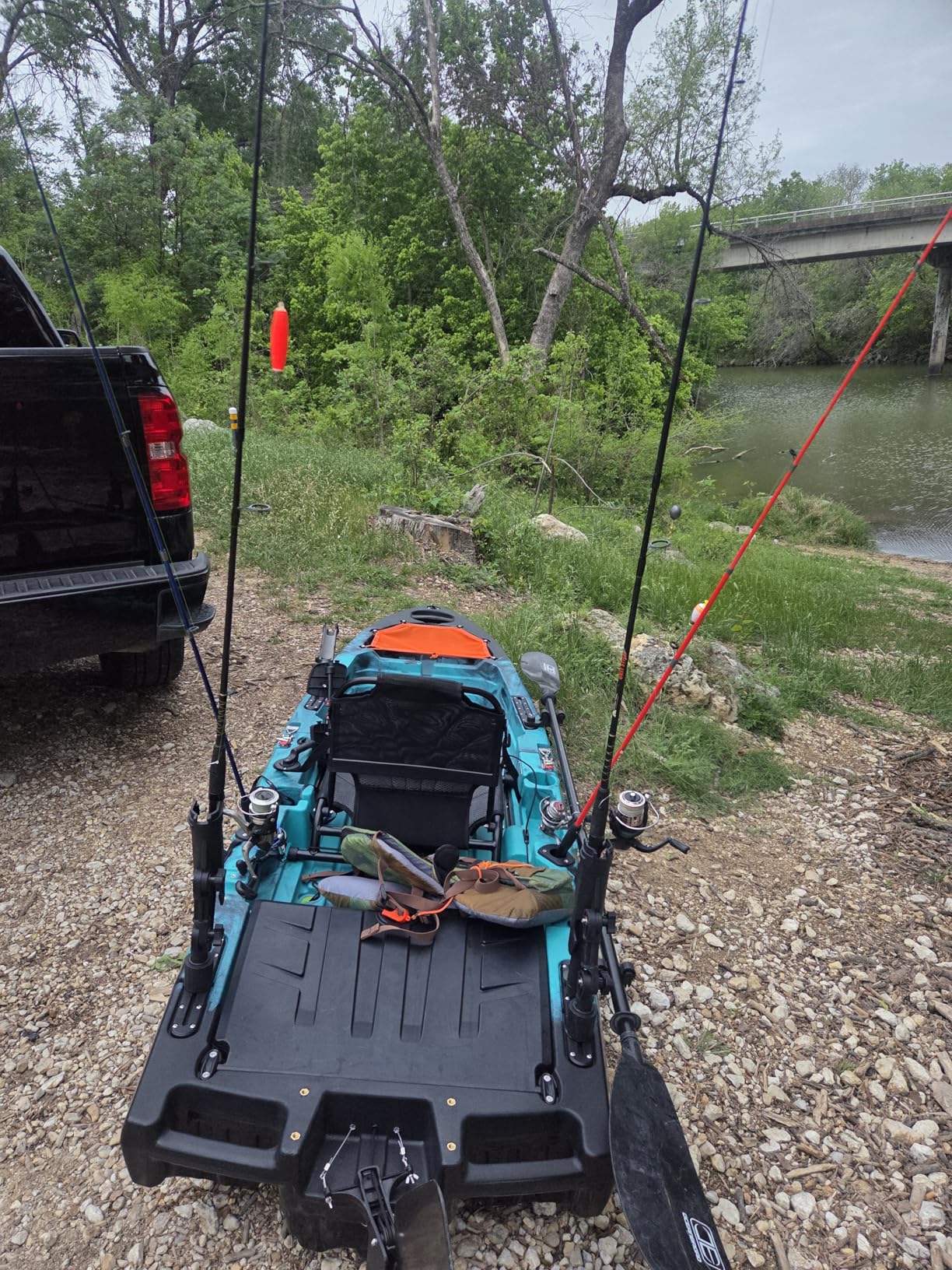 Albott Modular Fishing Kayak with Drive System & Durable HDPE - Customizable Lightweight Sit-on-Top Kayak for Youth & Adult - 420lbs Capacity customer photo 1