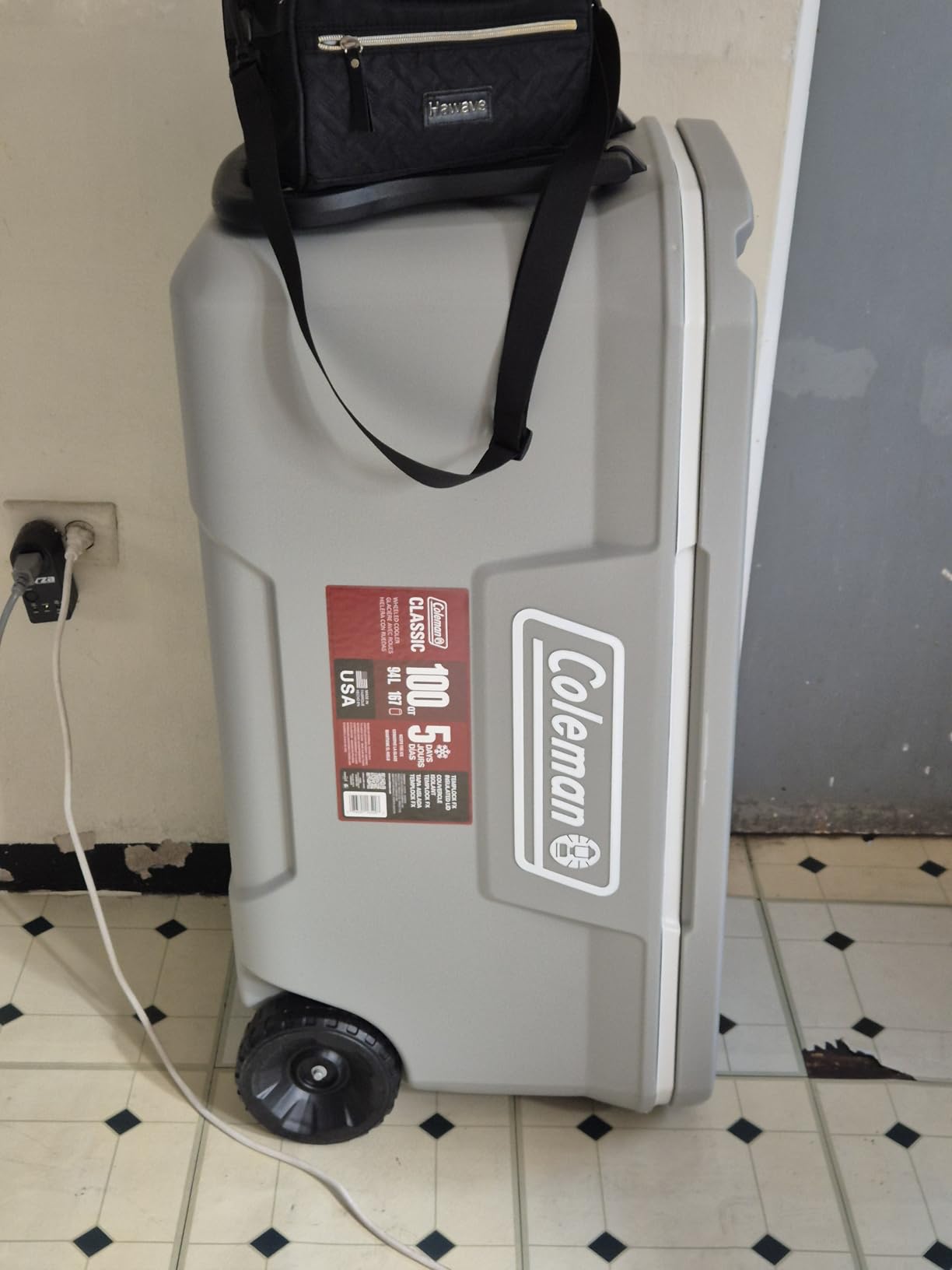 Coleman Ice Chest | 316 Series Wheeled Cooler customer photo 2