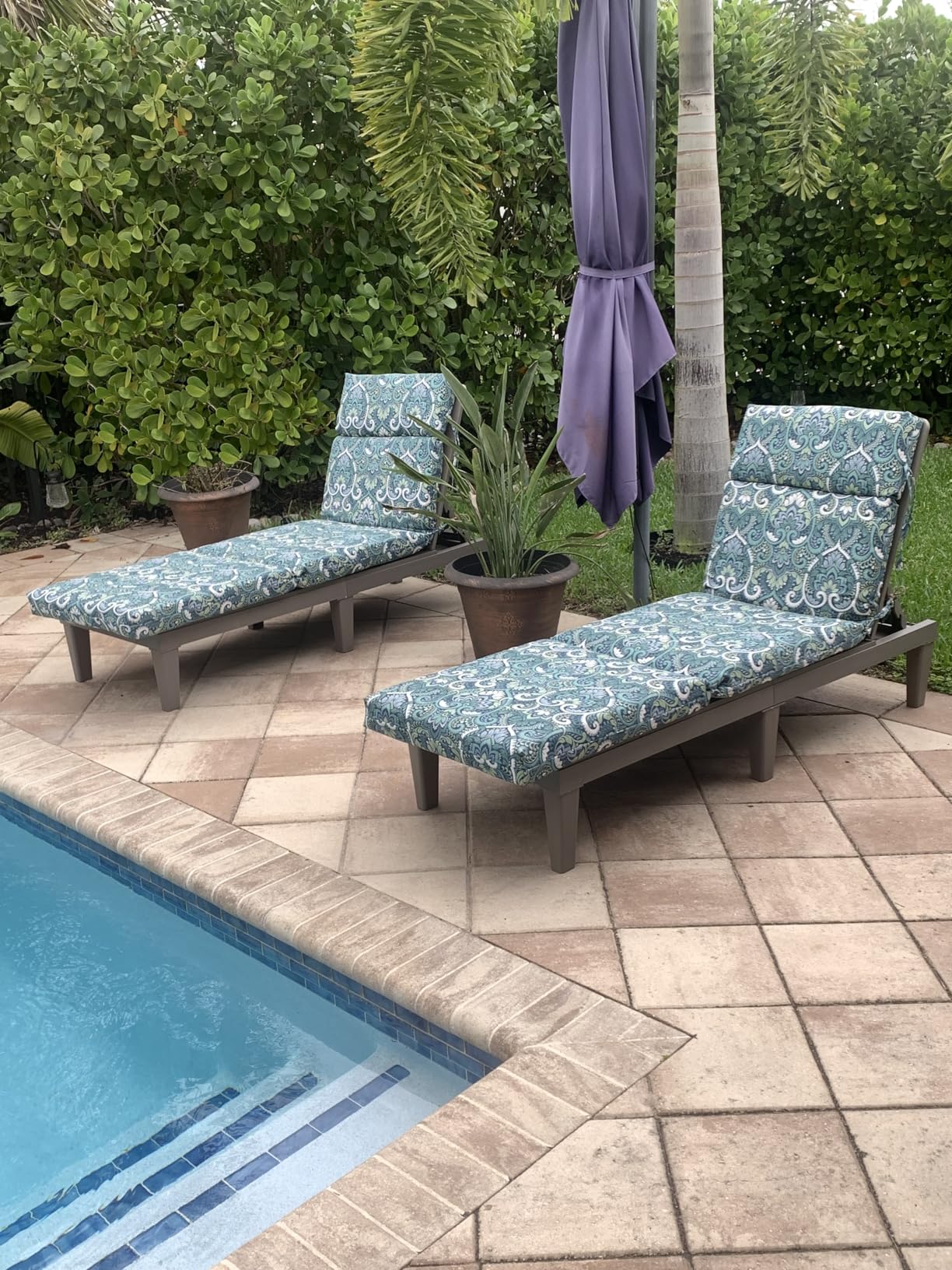 Devoko Outdoor Chaise Lounge Chair Set of 2 with 5-Position Adjustable Back, Waterproof & Lightweight PP Lounge Chairs for Outside Pool Patio, Black customer photo 2
