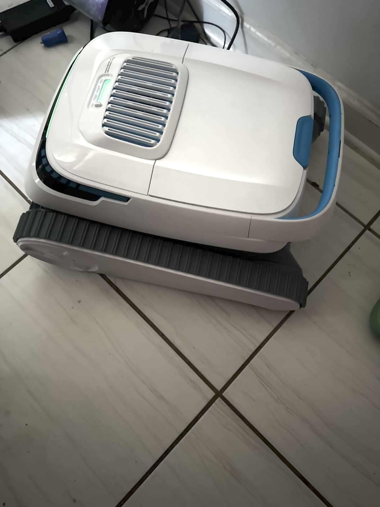 Cordless Pool Robot Vacuum for Inground Pools, 5000 GPH Powerful Suction Robotic Pool Cleaner, Wall Climbing & Waterline Scrubbing, 120 Mins Runtime, Smart Navigation for Floor/Wall/Waterline customer photo 1