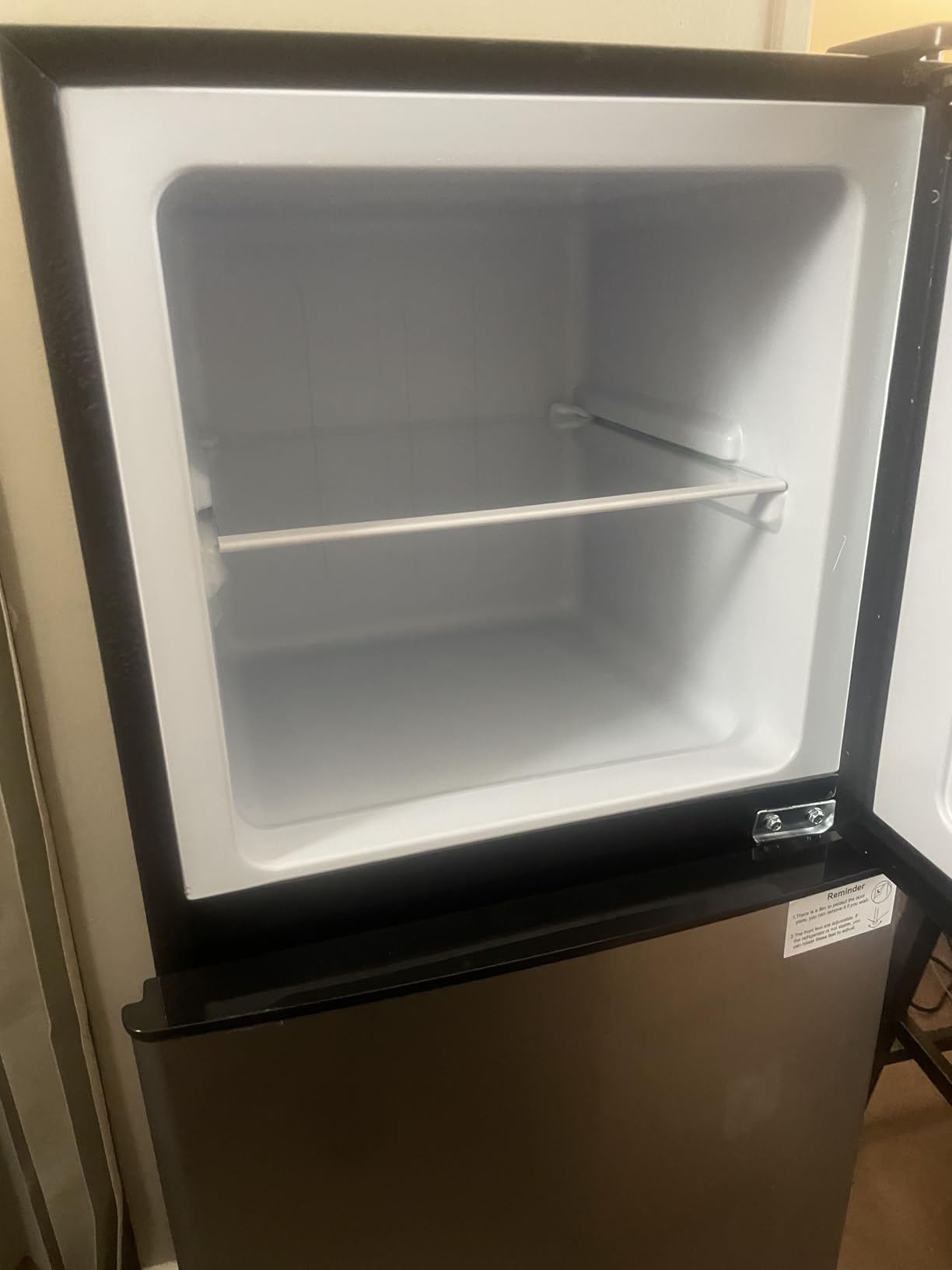 3.8 Cu. Ft Mini Fridge with Freezer, 2 Door Mini Refrigerator with 7 Adjustable Thermostat & Adjustable Glass Shelves, Compact Mini Fridge for Home, Apartment, Office, Silver customer photo 2