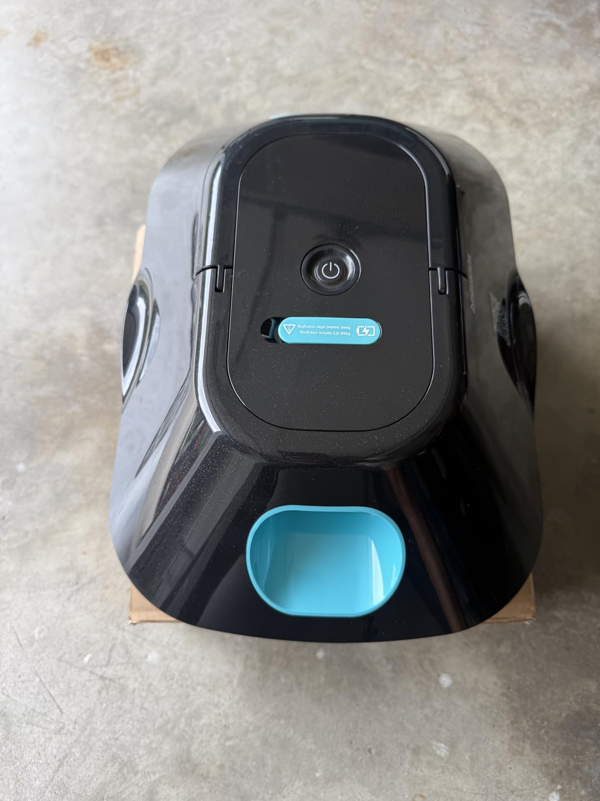 Cordless Robotic Pool Cleaner, Automatic Pool Cleaner, Pool Vacuum for Above Ground & Inground Pools, Up to 210-Min Runtime, Auto-Parking, Coverage up to 2200 Sq.Ft customer photo 1