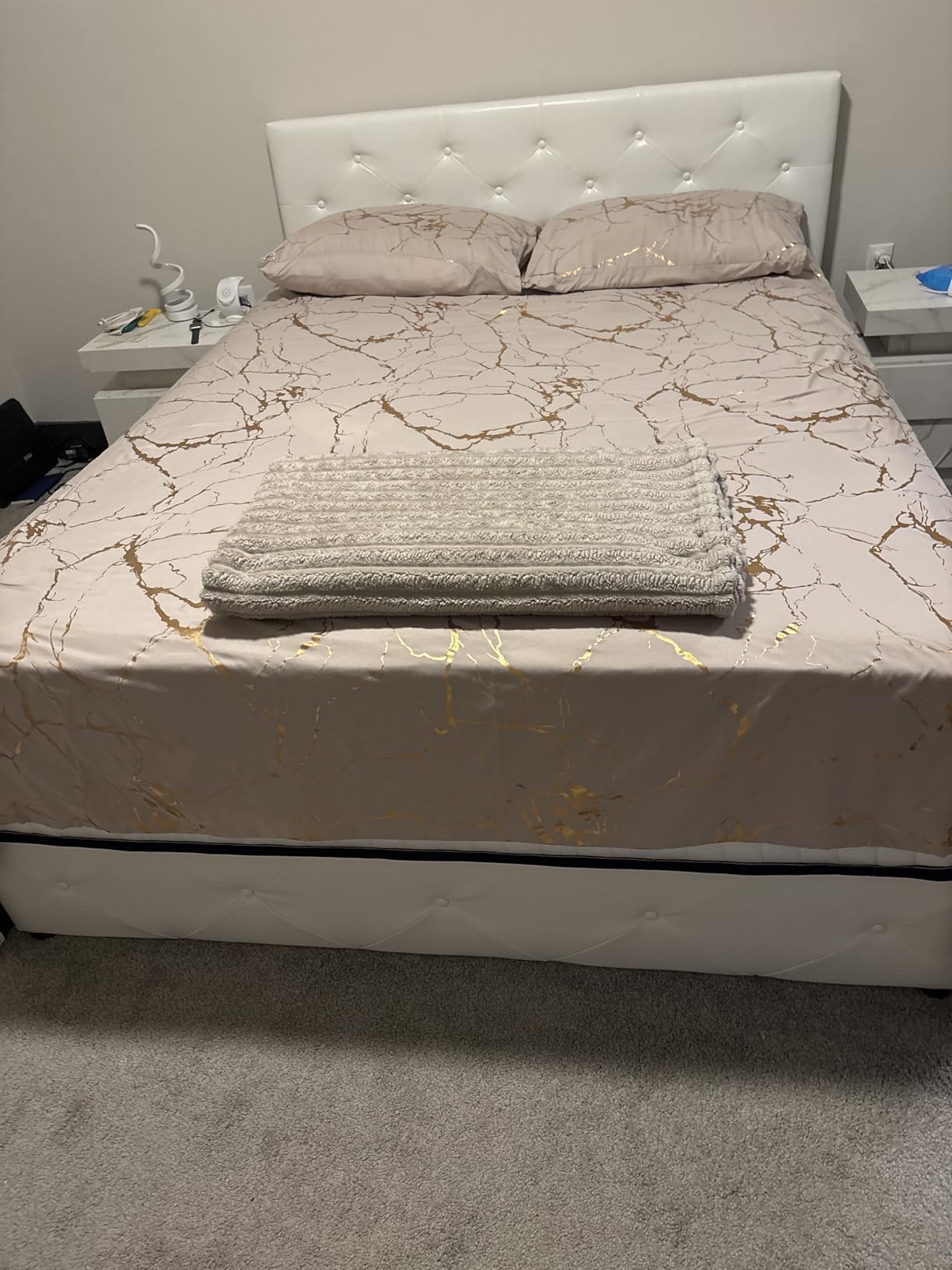 SHA CERLIN Full Size Platform Bed Frame with 4 Oversized Storage Drawers, Adjustable Headboard with Velvet Upholstery, Diamond Button Tufted Design, Wooden Slat Support, No Box Spring Needed, Black customer photo 2