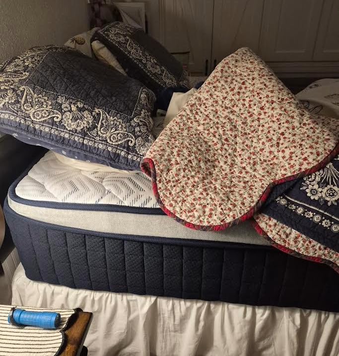 Medium Firm Queen Mattress 14 Inch - Hybrid Mattress for Extra Back and Lumbar Support - 365 Nights Trial & 10 Years Warranty - Upgrade Pocket Springs Bed Mattress in a Box with Cooling Gel Comfort customer photo 1