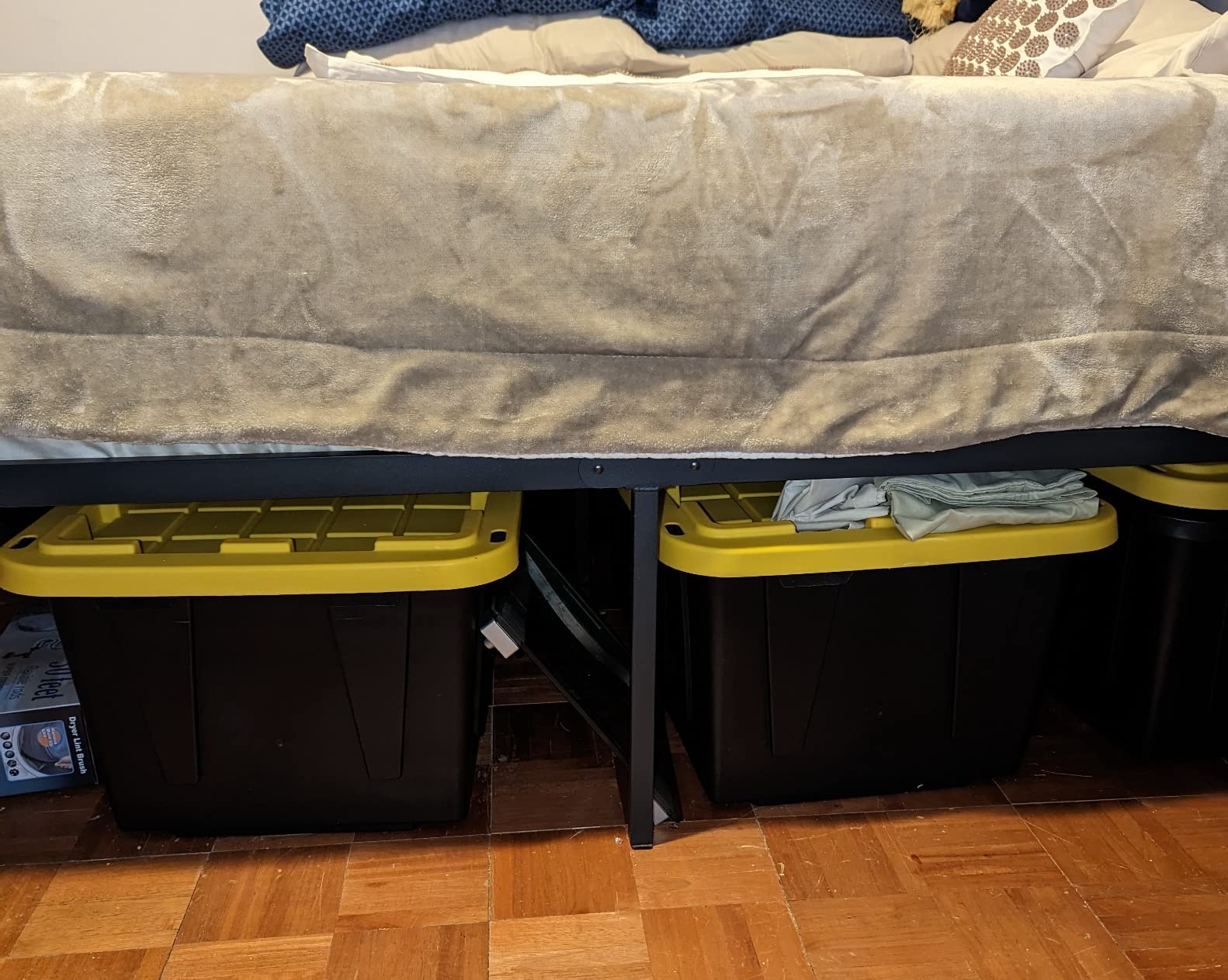 14 Inch Medium Firm Queen Mattress, Hybrid Mattress in a Box for Zoned Pressure and Back Pain Relief, Deep Sleep Mattresses, 10 Years Warranty, 365 Nights Trial customer photo 2