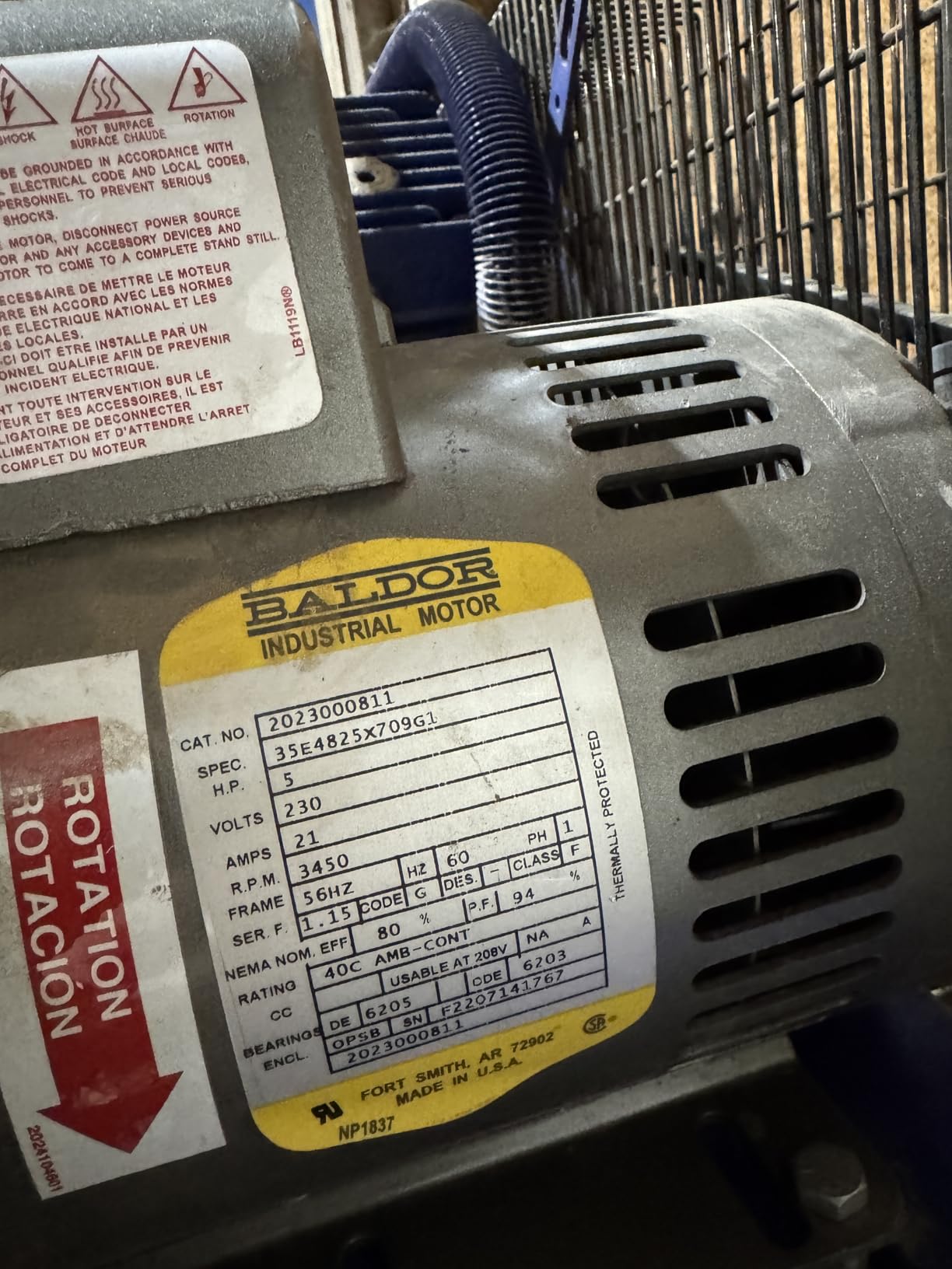 Quincy QT-54 Splash Lubricated Reciprocating Air Compressor - 5 HP, 230 Volt, 1 Phase, 60-Gallon Vertical, Model Number 2V41C60VC customer photo 2