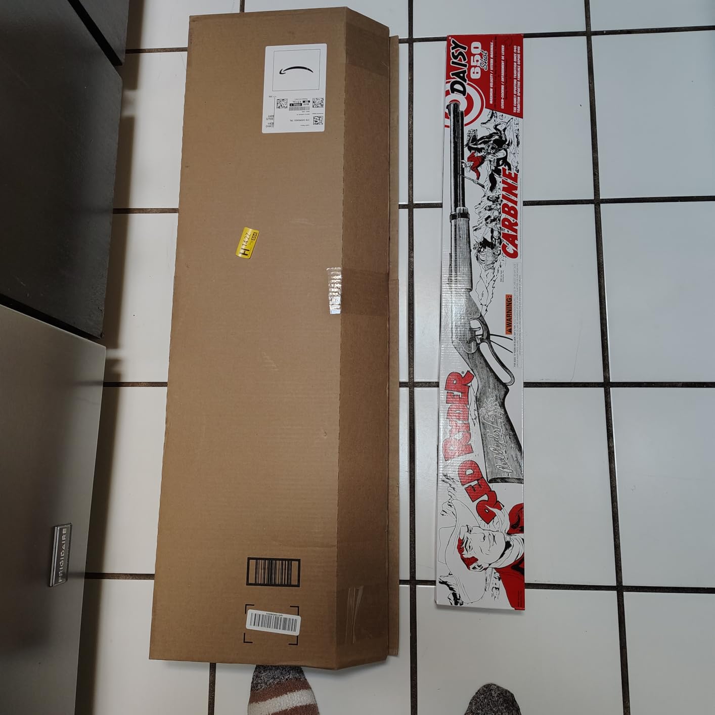 Daisy Model 1938 Red Ryder Lever Action BB Air Rifle with Wood Stock and Forearm - 650 Shot Capacity, 350 FPS customer photo 1