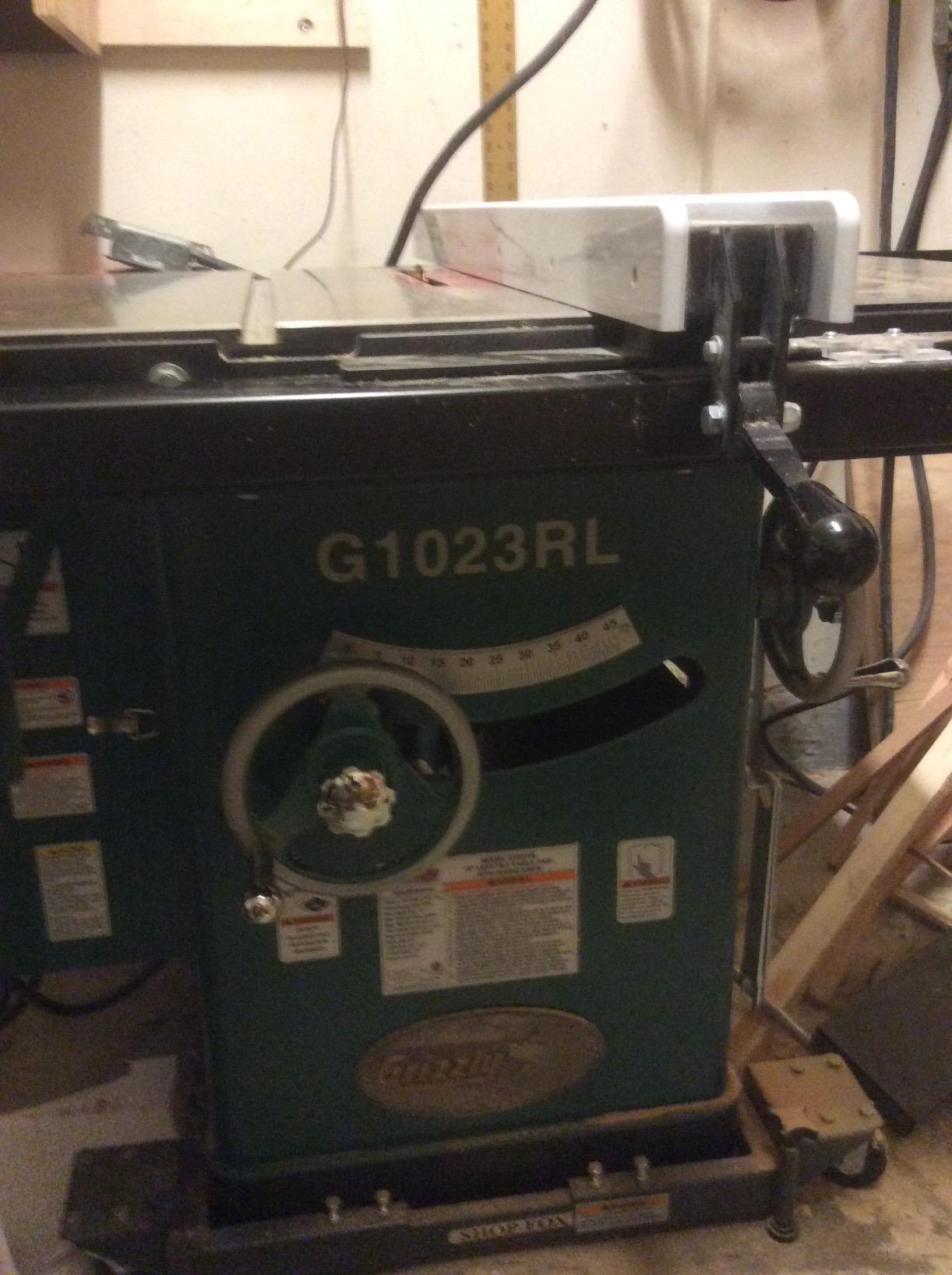 Grizzly Industrial G1023RL - 10-Inch 3 HP 240V Cabinet Table Saw customer photo 1