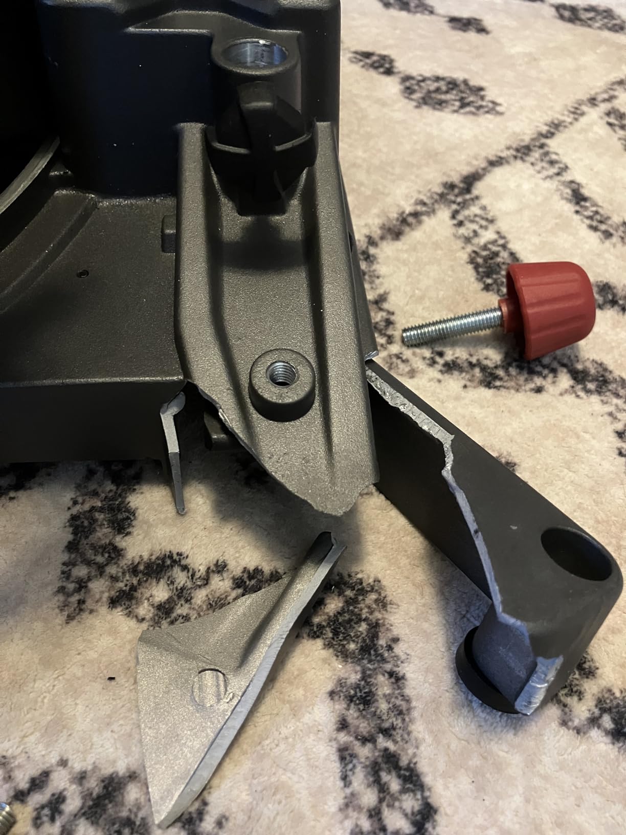 SKIL 3821-01 12-Inch Quick Mount Compound Miter Saw with Laser customer photo 2