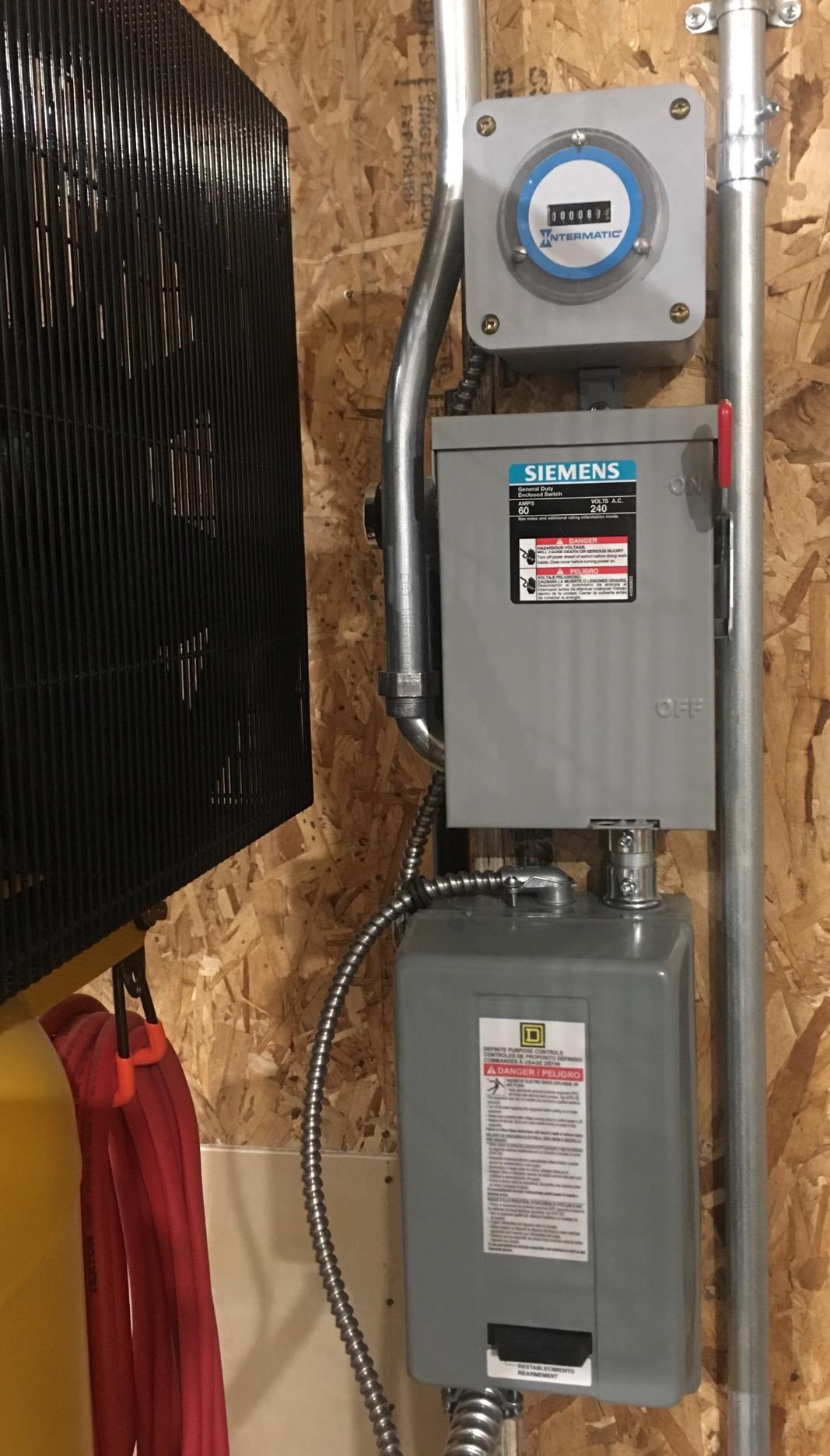 DEWALT 60 Gallon Stationary Vertical Air Compressor, 5 HP, OIL Lube, 230 Volt, 65 dB customer photo 2