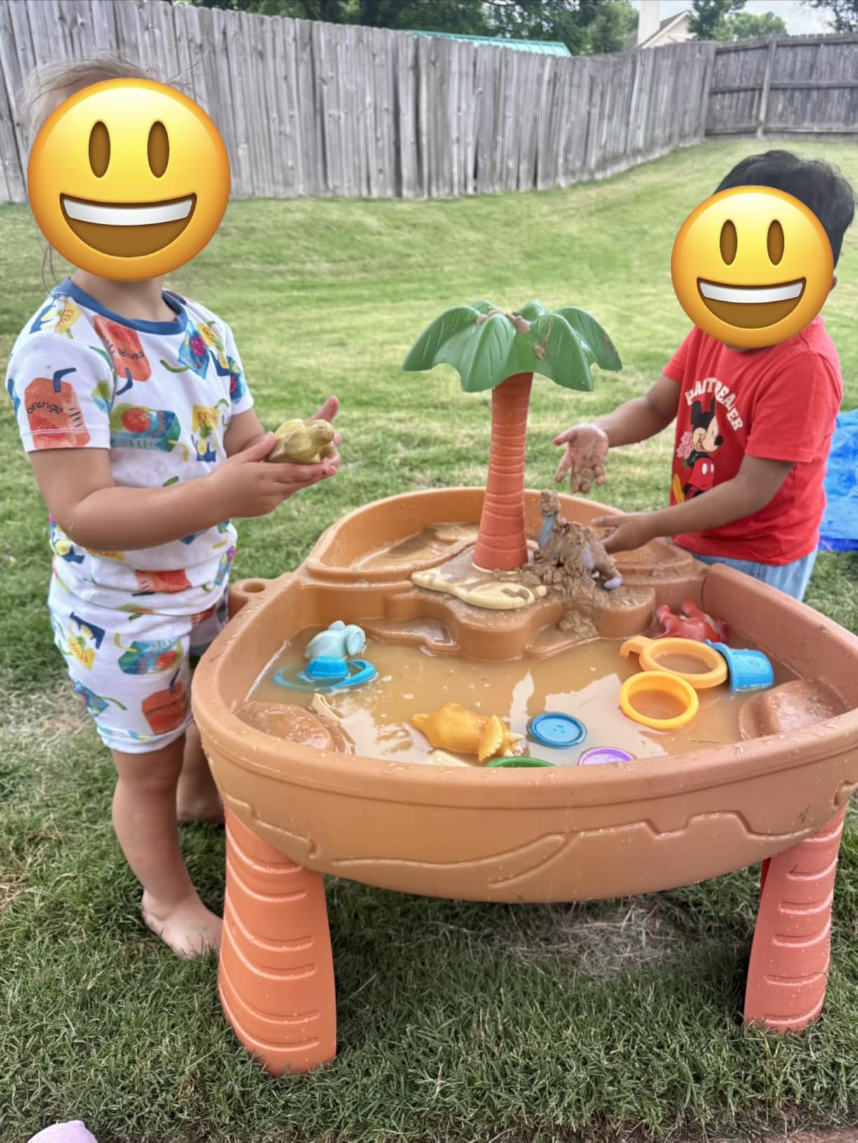 Step2 Dino Dig Sand and WaterTable, Kids Activity Sensory Playset, Summer Outdoor Toys, 7 Piece Water Toy Accessories, For Toddlers 2-5 Years Old customer photo 2