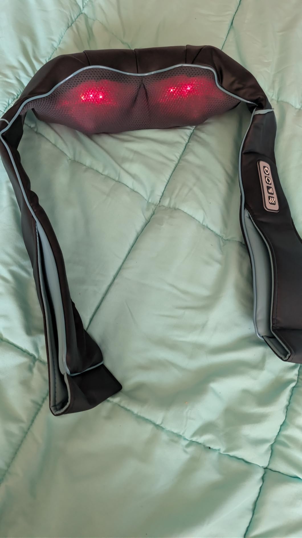 MagicMakers Shiatsu Neck Massager with Heat for Pain Relief Deep Tissue, Back & Shoulder Relief customer photo 1