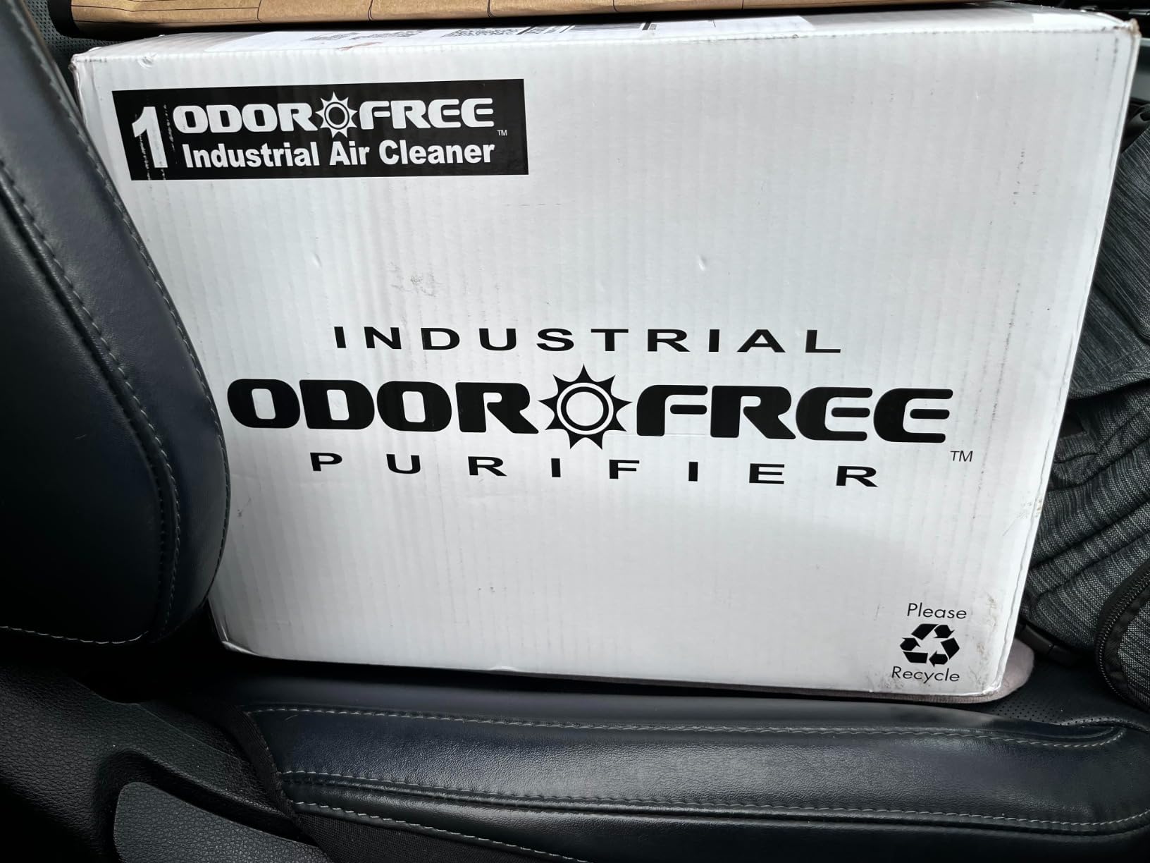 OdorFree Estate 4000 Ozone Generator for Eliminating Odors from Large Homes & Offices, Townhouses and Commercial Spaces at their Source - Easily Treats Up To 4000 Sq Ft customer photo 2