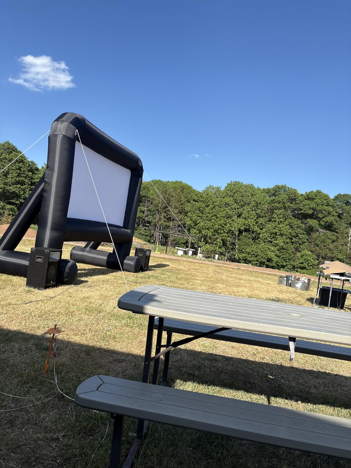 OUTTOY Inflatable/Blow Up Projection Screen with Quiet Fan and Storage Bag, Easy Set up, Mega for Outdoor, Backyard Movie Night, Theme Parties, Celebrations-16FT customer photo 1