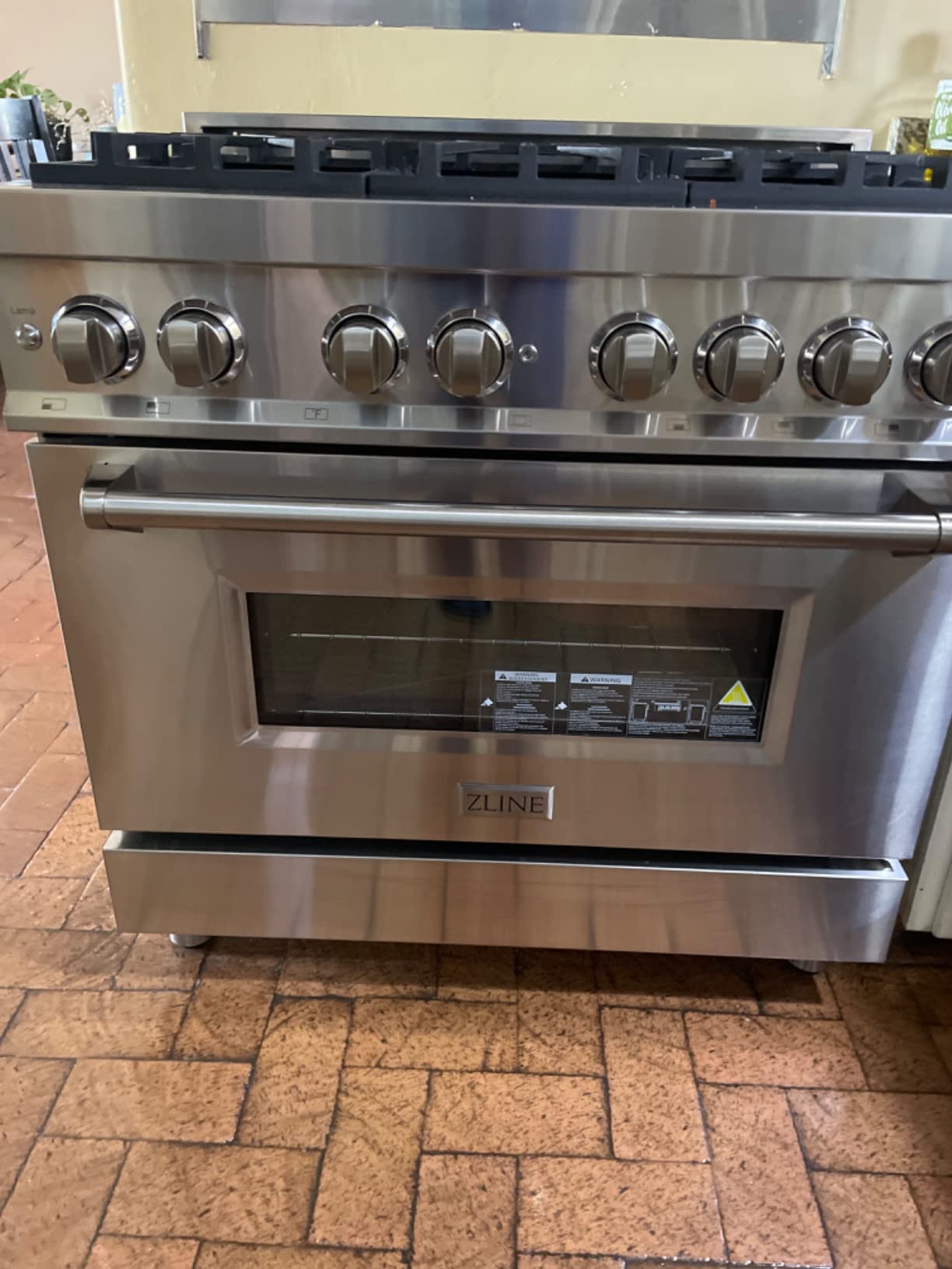 ZLINE 36 in. 4.6 cu. ft. Legacy Dual Fuel Range with 6 Burner Gas Cooktop and Electric Convection Oven in Stainless Steel with Satin Stainless Steel Door (RA-SN-36) customer photo 2