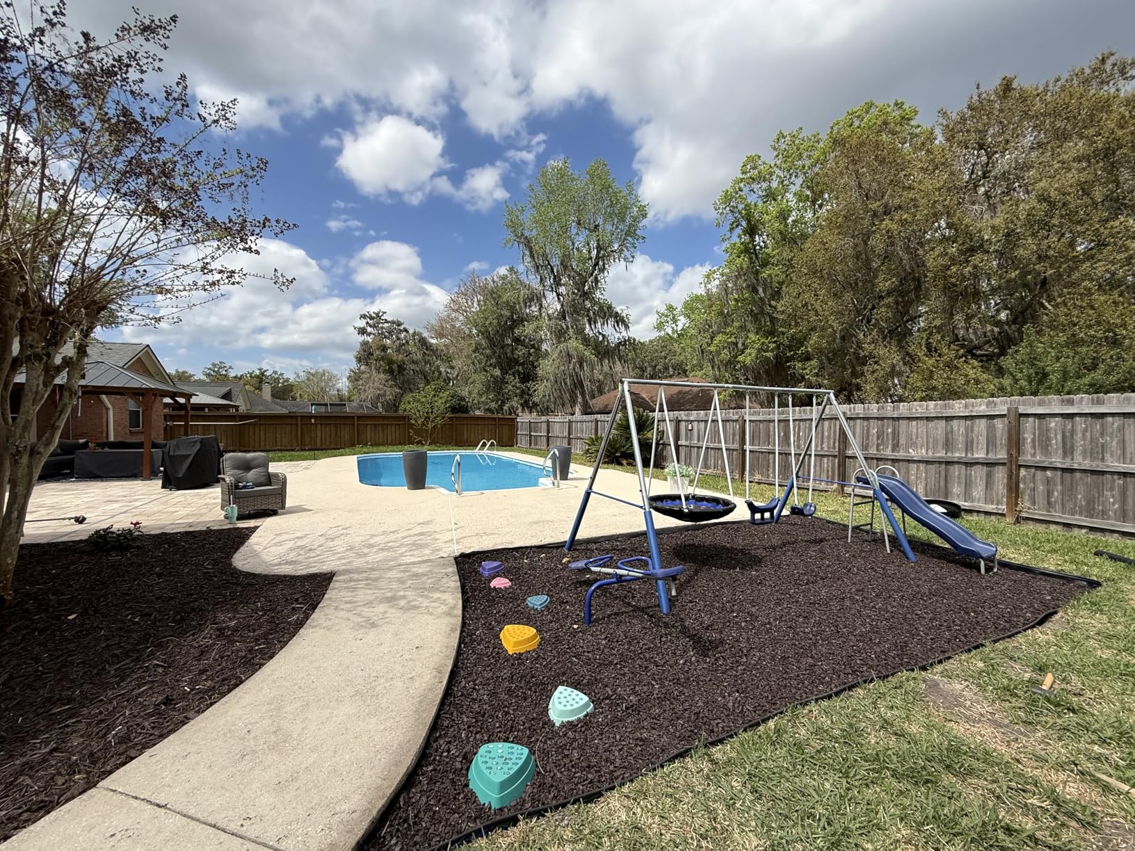 Free N Swing - 7 User / 5 Station Swing Set, Outdoor for Kids with 5' Slide. Easy Assembly Playground Set with Galvanized Metal Frame for Backyards, by XDP Recreation customer photo 1