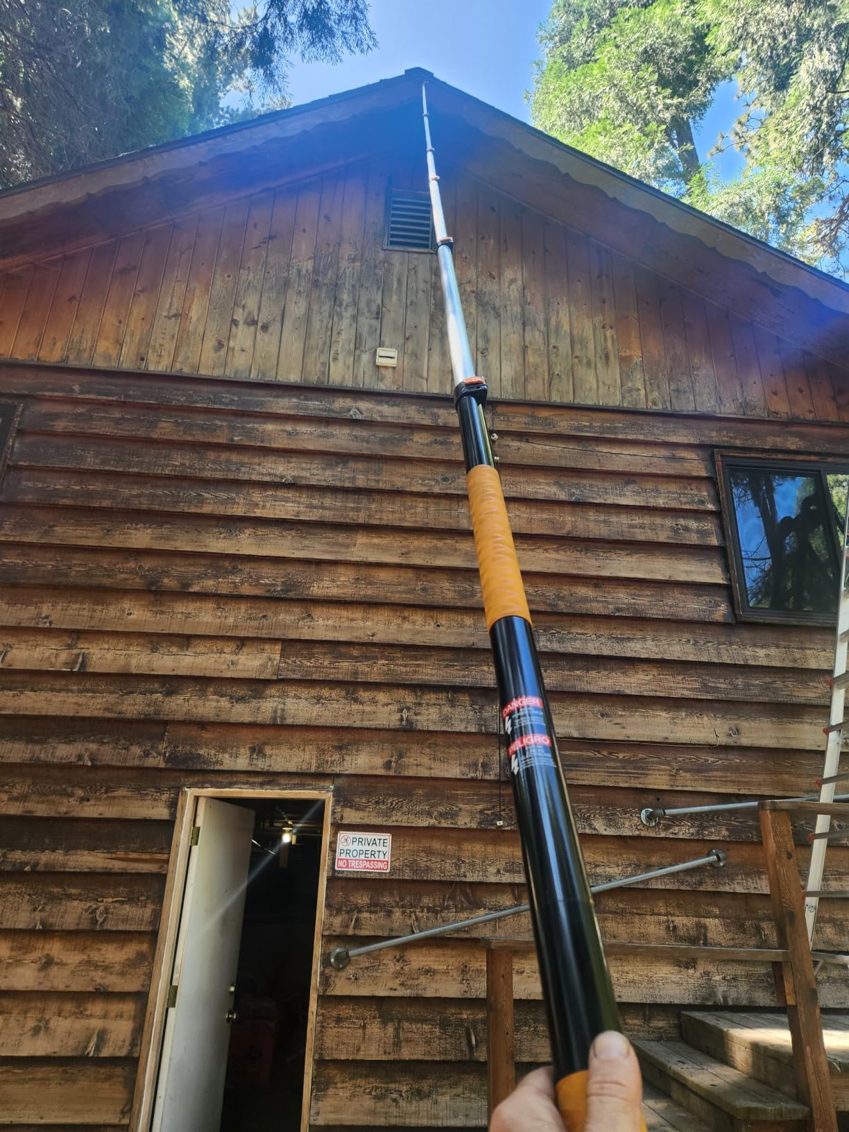 5-24 ft Long Telescoping Extension Pole // Multi-Purpose Extendable Pole with Universal Twist-on Metal Tip // Lightweight and Sturdy // Best Telescopic Pole for Painting, Dusting and Window Cleaning customer photo 1