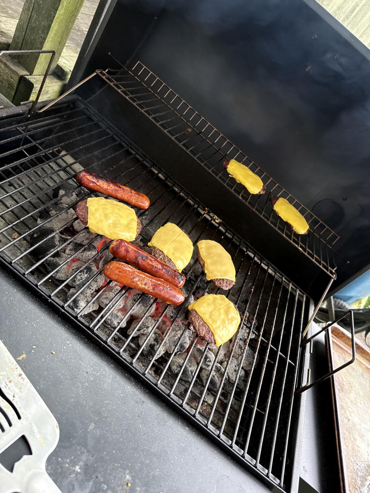 Royal Gourmet CC1830SC Charcoal Grill Offset Smoker with Cover, 823 Square Inches, Black, Perfect for Backyard Cooking, Outdoor Camping customer photo 1