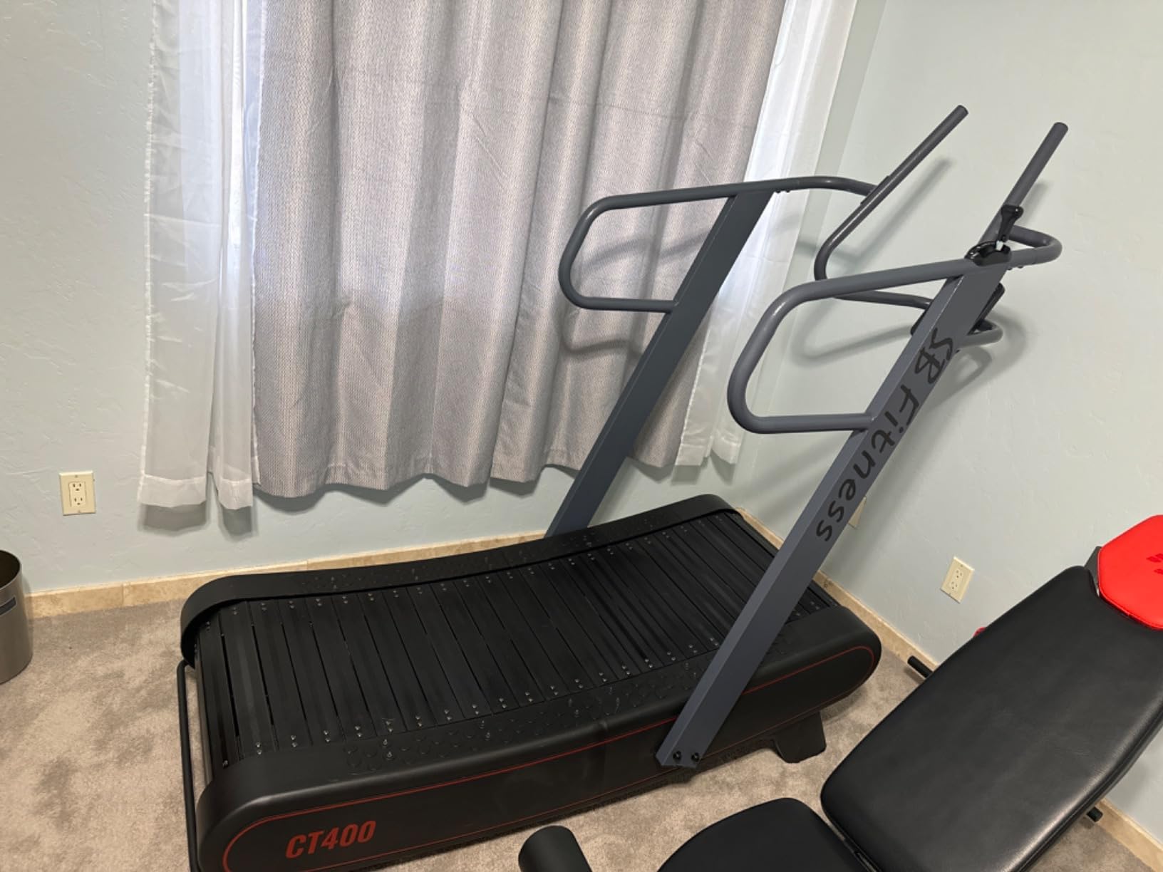 SB Fitness Equipment CT400 Self Generated Curved Commercial Exercise Workout Treadmill with 3 Resistance Levels and Front Digital Display customer photo 1