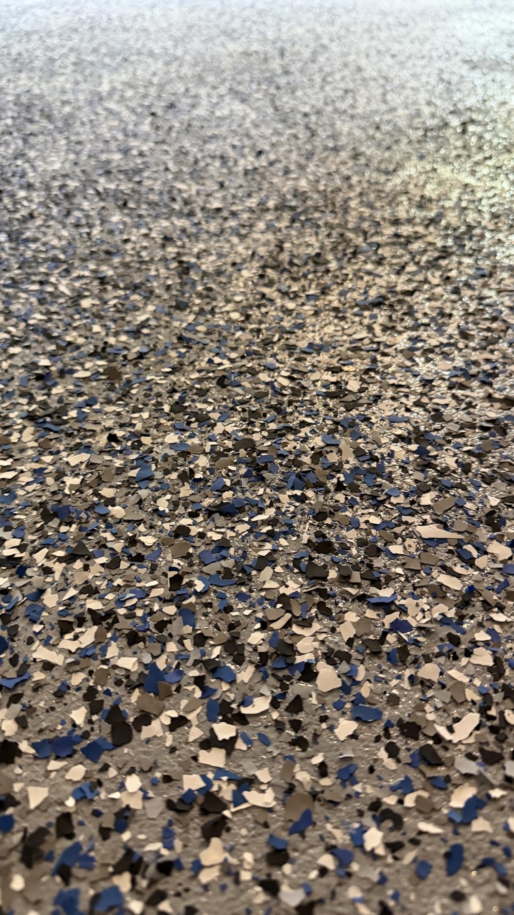 Rust-Oleum 365186 EPOXYSHIELD Garage Floor Coating Kit, 2.5 Car, Gloss Dark Gray customer photo 2