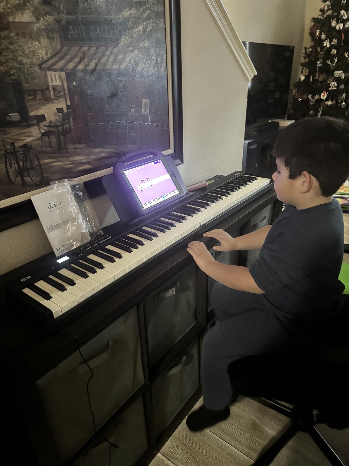Eastar EP-10 Beginner Foldable Digital Piano 88 Key Full Size Semi Weighted Keyboard, Bluetooth Portable Electric Piano with Piano Bag customer photo 1