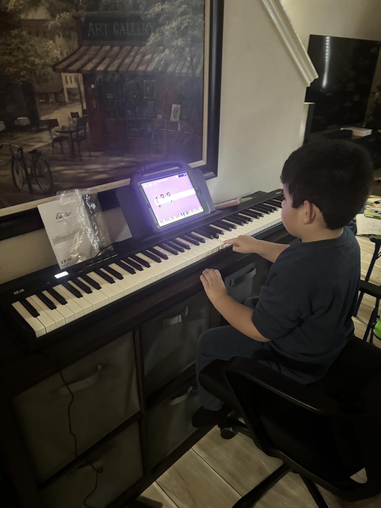 Eastar EP-10 Beginner Foldable Digital Piano 88 Key Full Size Semi Weighted Keyboard, Bluetooth Portable Electric Piano with Piano Bag customer photo 2