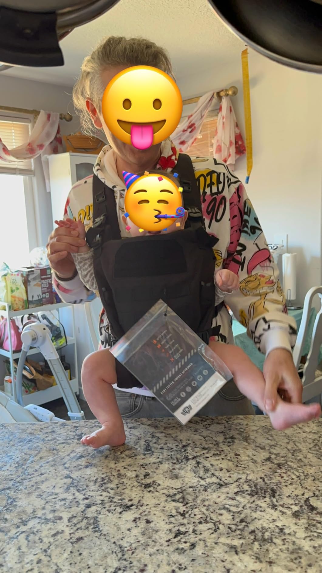 Ergobaby Omni Breeze Baby Carrier - All Carry Positions Breathable Mesh with Enhanced Lumbar Support & Airflow (7-45 Lb), Onyx Black customer photo 1