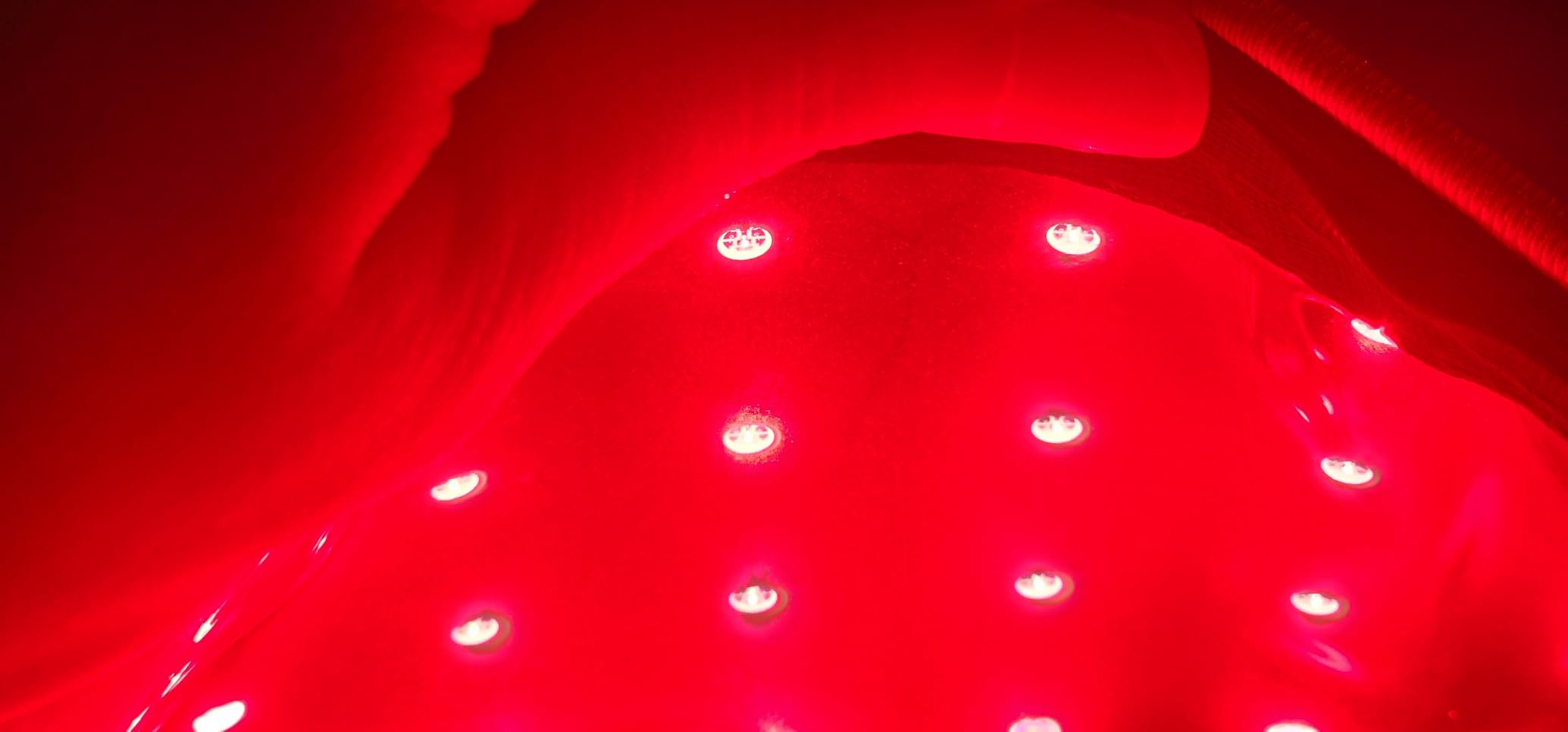 BestQool Red Light Therapy Belt, FSA-HSA Triple Chips 660nm 850nm Infrared Red Light Therapy for Body, Pads Wearable Wrap for Waist Knee Elbow, Portable customer photo 1