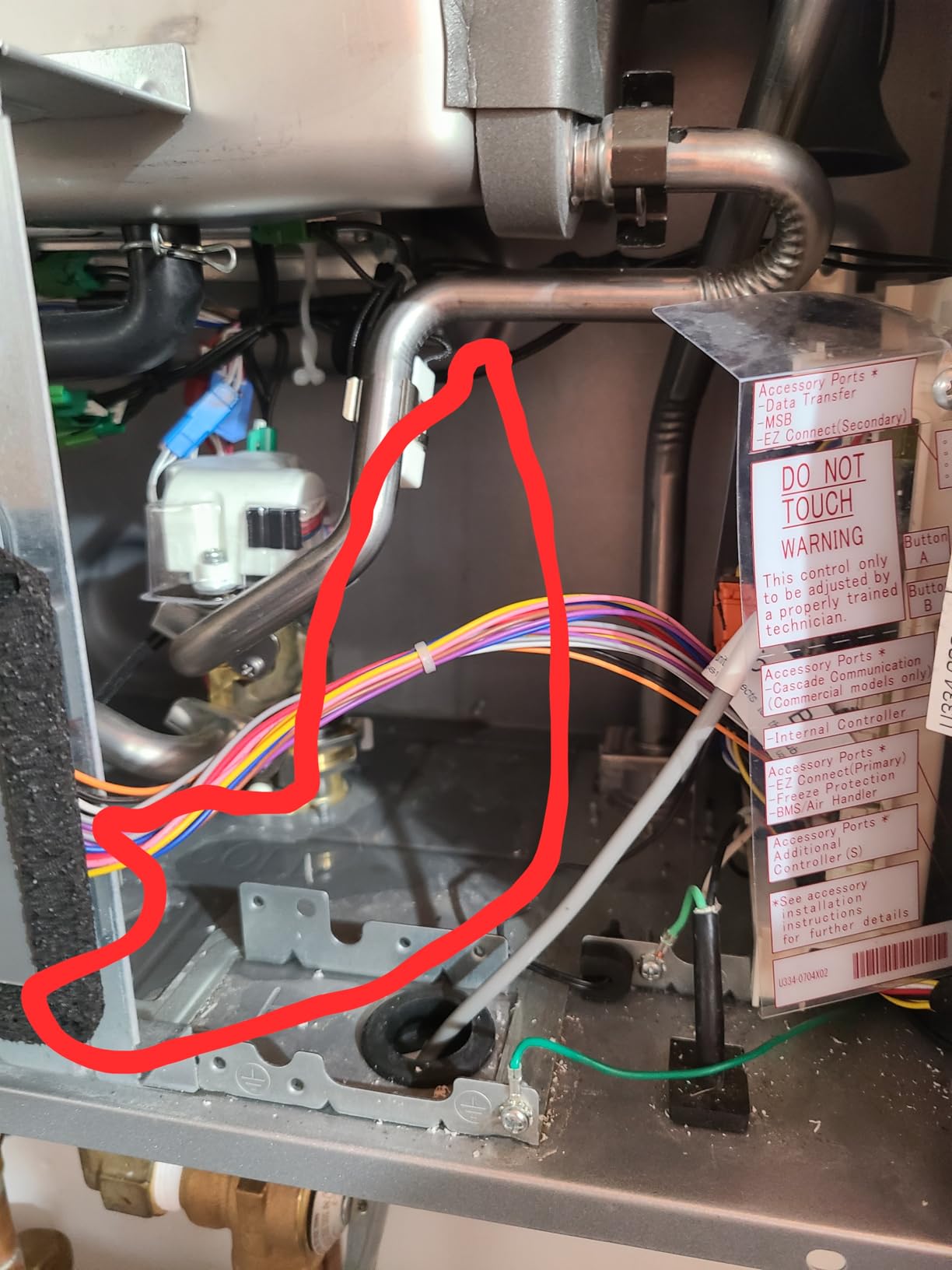 Rinnai RE199iN Non-Condensing Natural Gas Tankless Water Heater, 199,000 BTU, 9.8 GPM On-Demand Hot Water, Indoor Whole House Installation customer photo 1