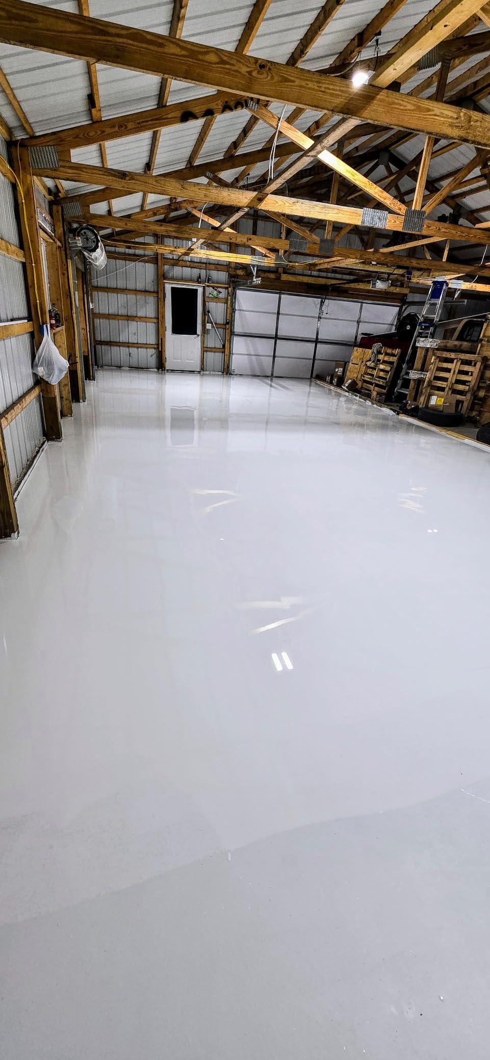 BP Resins: Single Shot | 100% Solids Epoxy Resin Kit (3 Gallons) Solvent-Less, Two Component Gloss Coat Finish - Low VOC - Industrial Use, Garages, Floors & More (Charcoal Metallic) + Free Mixer! customer photo 1