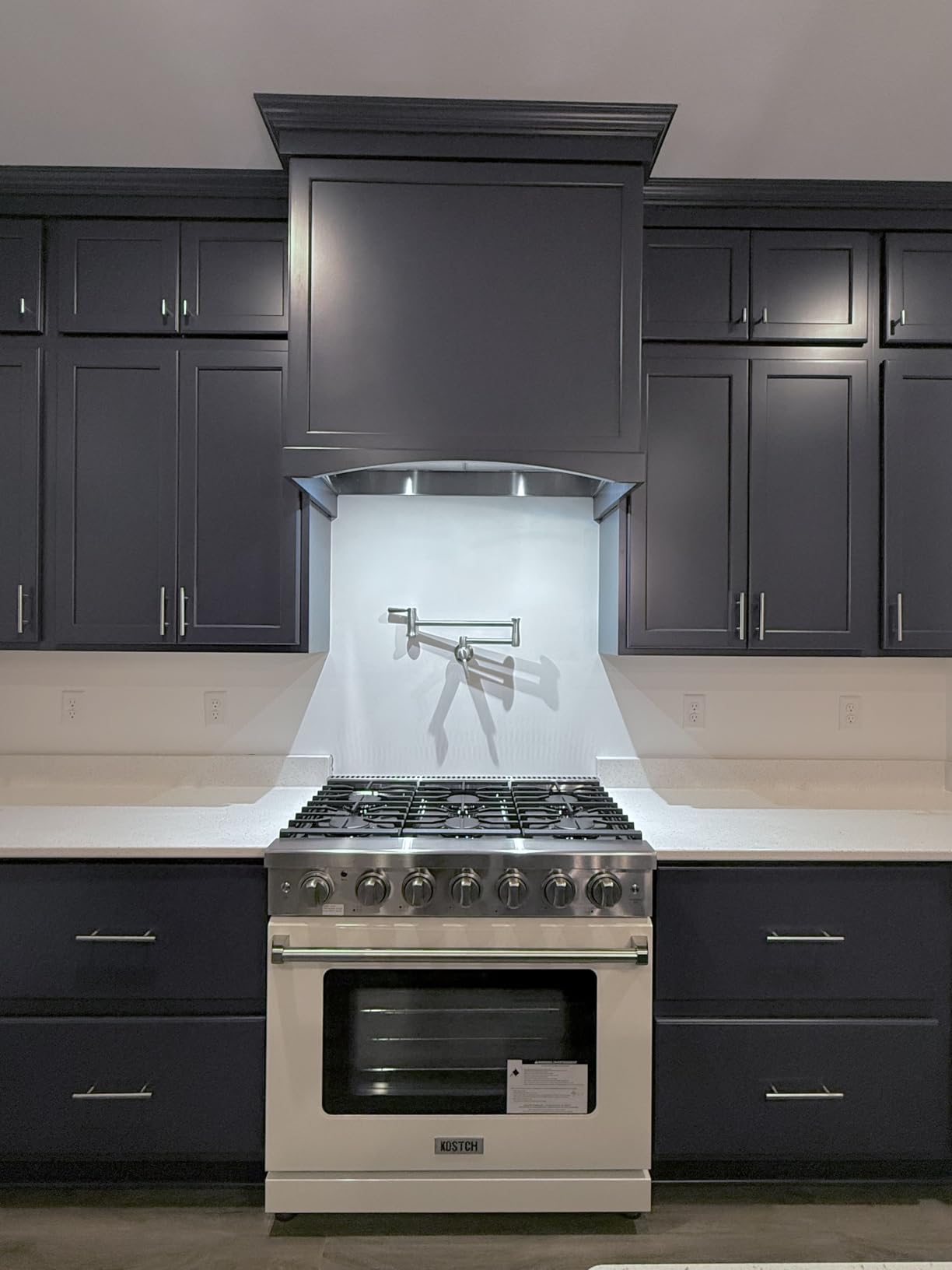 KOSTCH 36 inch Professional Freestanding Pro-Style Natural Gas Range or Liquid Propane Gas Range with 6 Burners, 6.0 cu.ft. Oven Capacity, in Stainless Steel - KOS-36RG03M customer photo 1