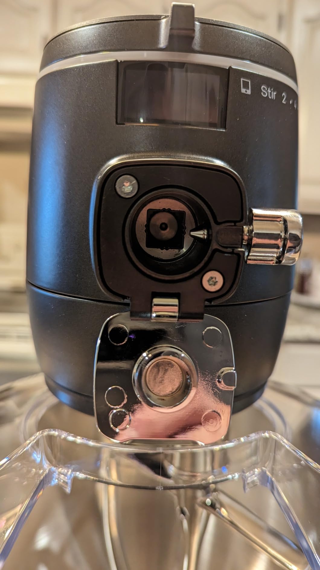 GE Profile Smart Stand Mixer, Built-In Smart Scale & Auto Sense Technology, 7qt Stainless Steel Bowl, 11 Speed, Includes Dough Hook, Beater, 11-Wire Whip, WiFi Connected, Carbon Black customer photo 1
