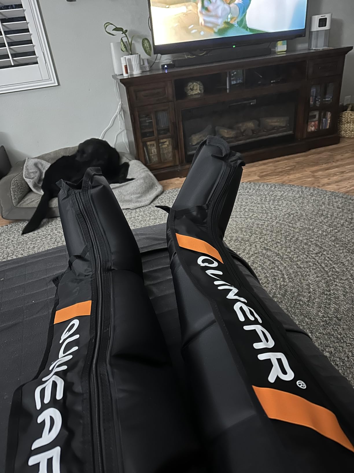 QUINEAR Professional Leg Recovery System, Cordless Air Compression Boots with Sequential Compression, Leg and Foot Massager, Fast Recovery Therapy for Athletes, FSA-HSA Eligible (Small) customer photo 2