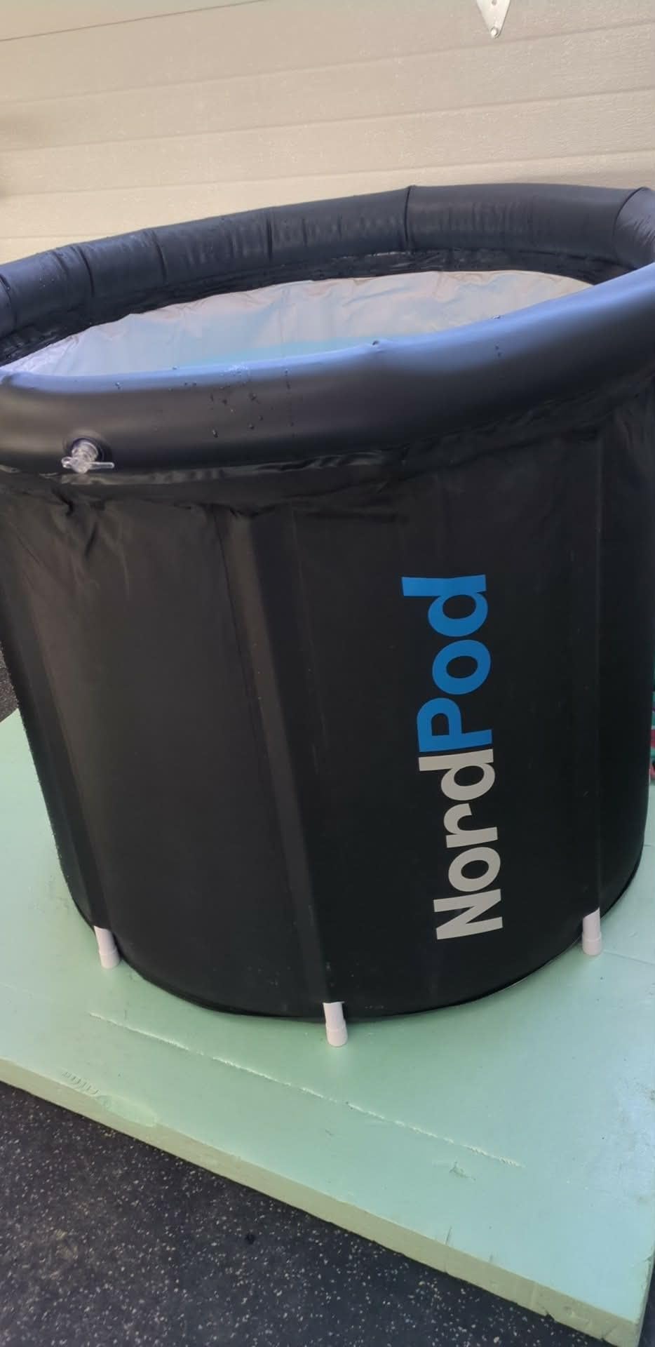 LifePro NordPod Recovery Ice Tub - Portable Cold Plunge Tub for Ice Bath Recovery & Cold Water Therapy - Ice Bath Tub for Athletes - Indoor/Outdoor Cold Plunge Tub with All-Weather Lid customer photo 1