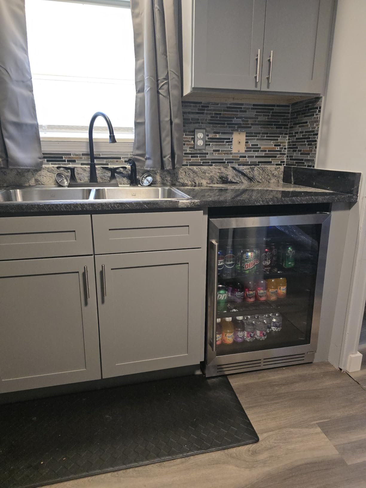 Yeego Beverage Refrigerator & Drink Fridge - 24 inch 180 Cans Beer Cooler Glass Door, 34-54F Under Counter Refrigerator Built-in for Drink Soda Wine for Bar Office Bedroom customer photo 1