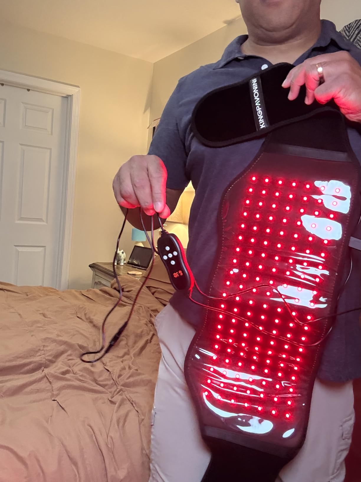 KingPavonini Red Light Therapy Belt, 140 LEDs 630/660/850nm Infrared Light Therapy with Compression Strap, Red Light Therapy for Body, Back, Shoulder & Waist Comfort and Relief customer photo 1