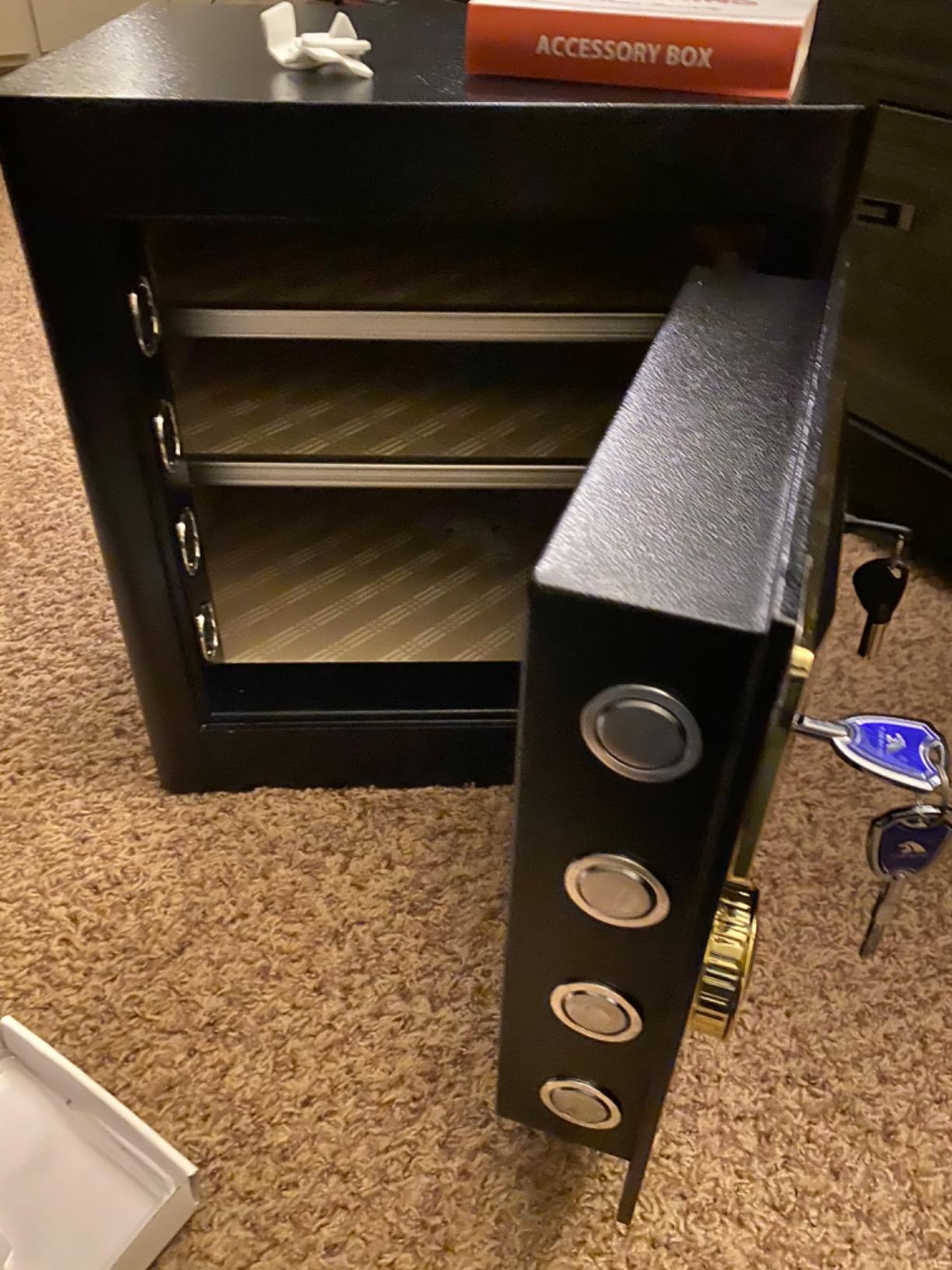 TIGERKING 243 LBS Heavy Duty 6-8 Gun Safe, Large Gun Safes for Home Rifle and Pistol, Gun Cabinets for Rifles and Shotguns with 3 Removable Shelf customer photo 2
