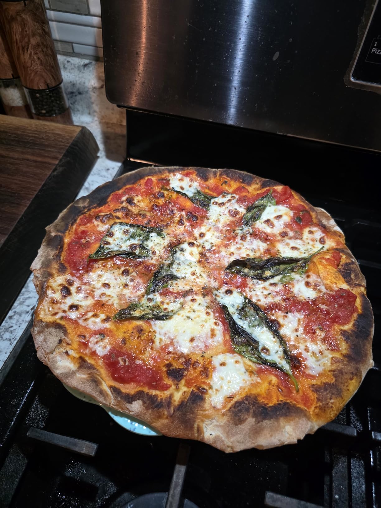 Ooni Karu 2 Multi-Fuel Outdoor Pizza Oven - Wood and Gas Outdoor Pizza Oven with Pizza Stone & Integrated Thermometer, Dual Fuel 12 Inch Pizza Maker, Outdoor Cooking Grill customer photo 1