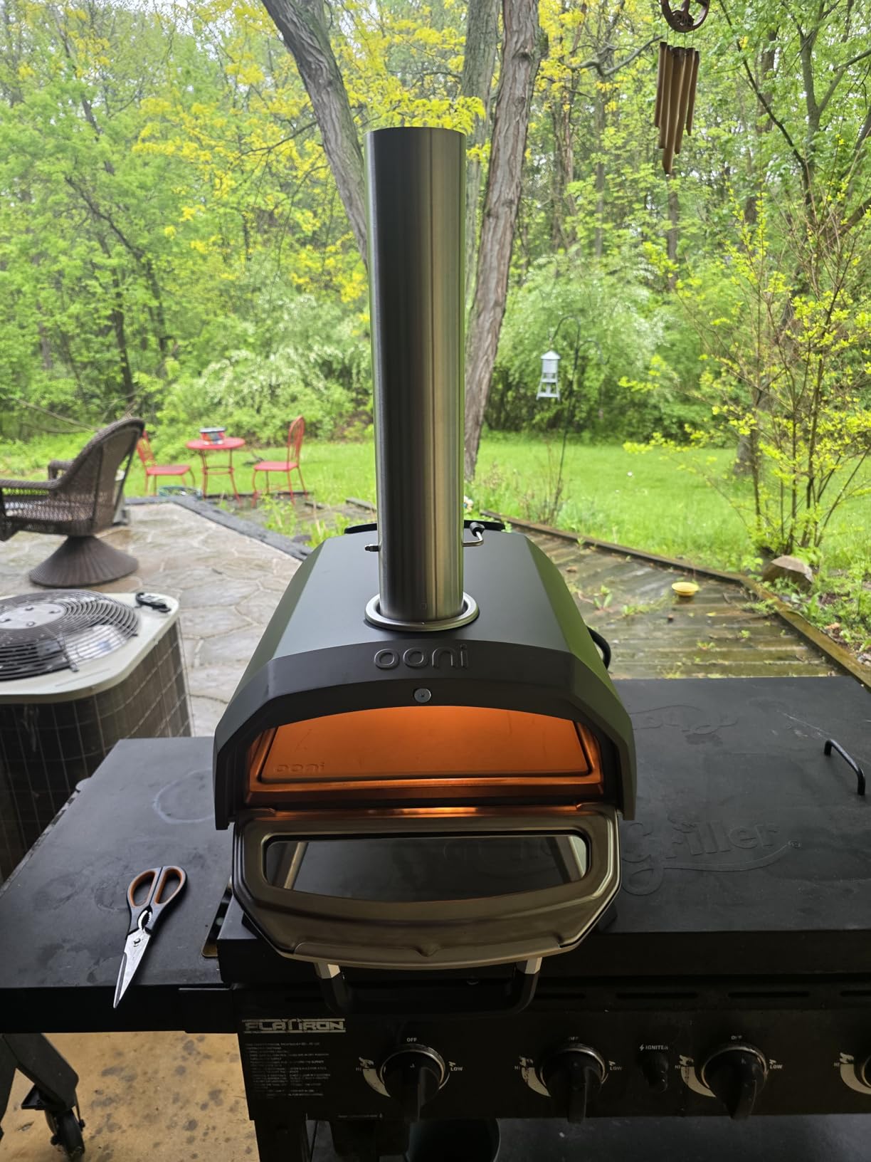 Ooni Karu 2 Multi-Fuel Outdoor Pizza Oven - Wood and Gas Outdoor Pizza Oven with Pizza Stone & Integrated Thermometer, Dual Fuel 12 Inch Pizza Maker, Outdoor Cooking Grill customer photo 2