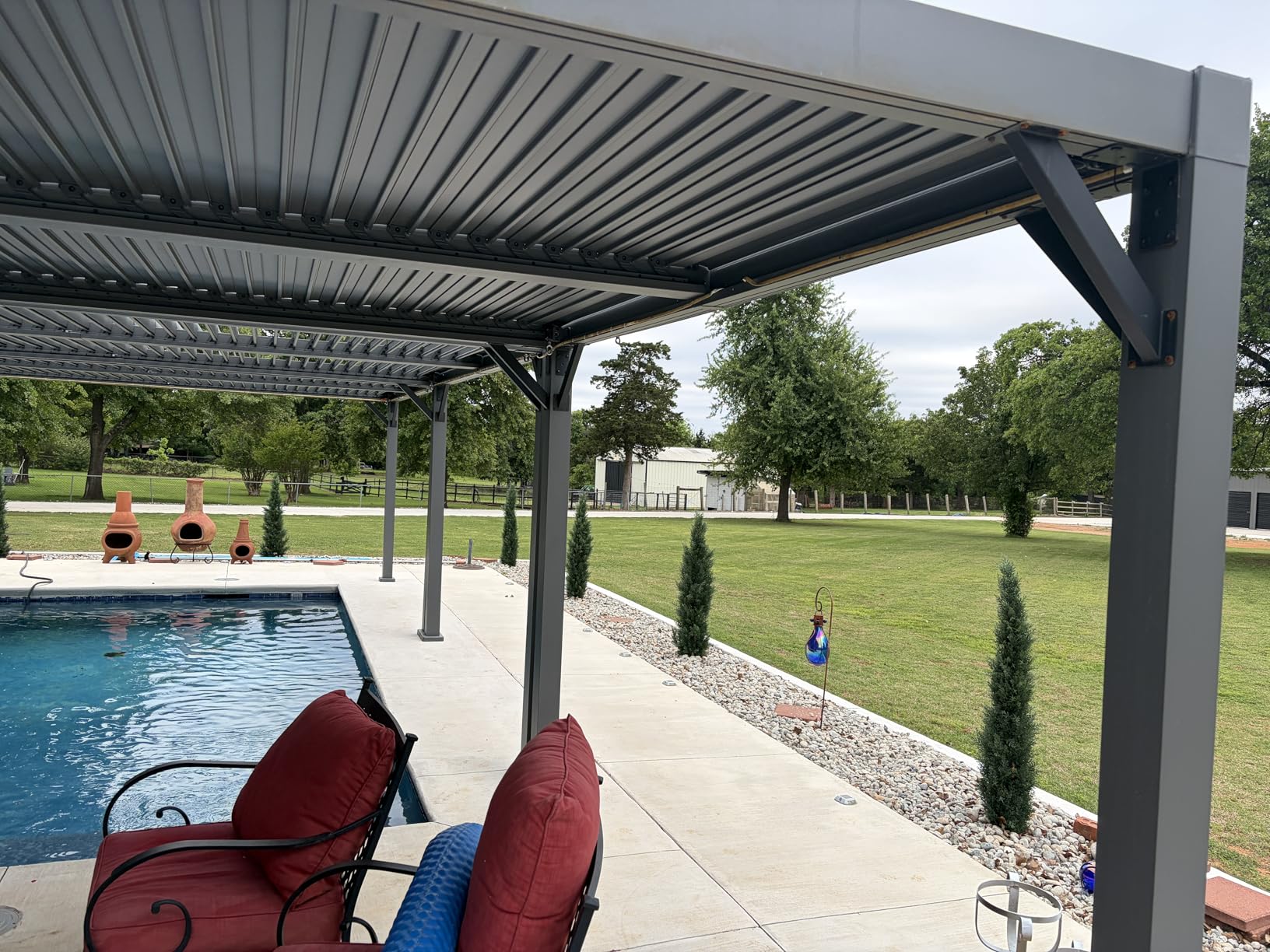 Aoxun Louvered Pergola 12x16 All-Aluminum Outdoor Gazebo with Independent Adjustable Roofs, Waterproof Curtains and Netting, Integrated Drainage System for Patios & Backyard customer photo 2
