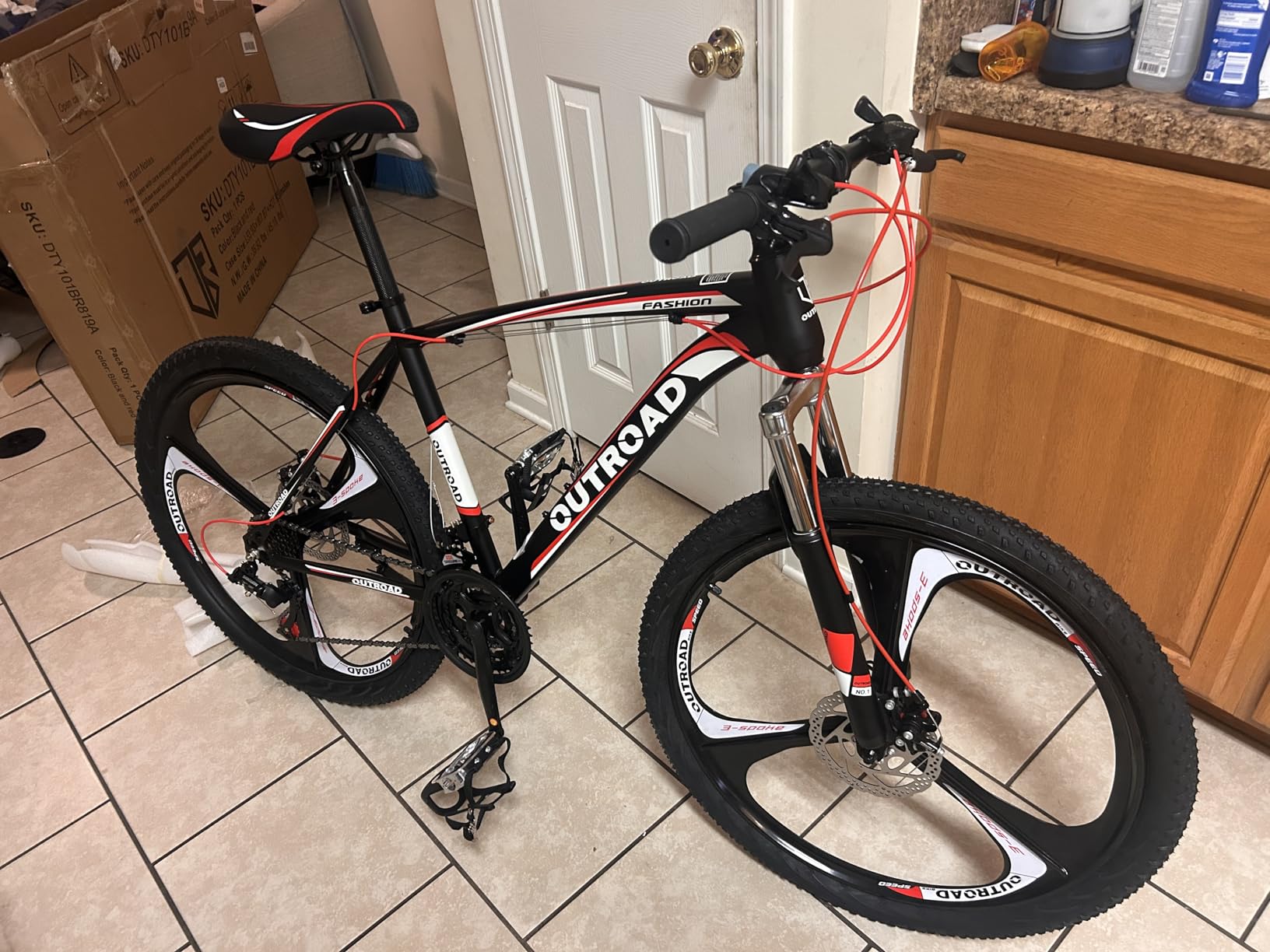 700C Lightweight Aluminum Road Bike - 14-21 Speed Commuter Bicycle with Dual Disc/V Brakes for Men & Women customer photo 2