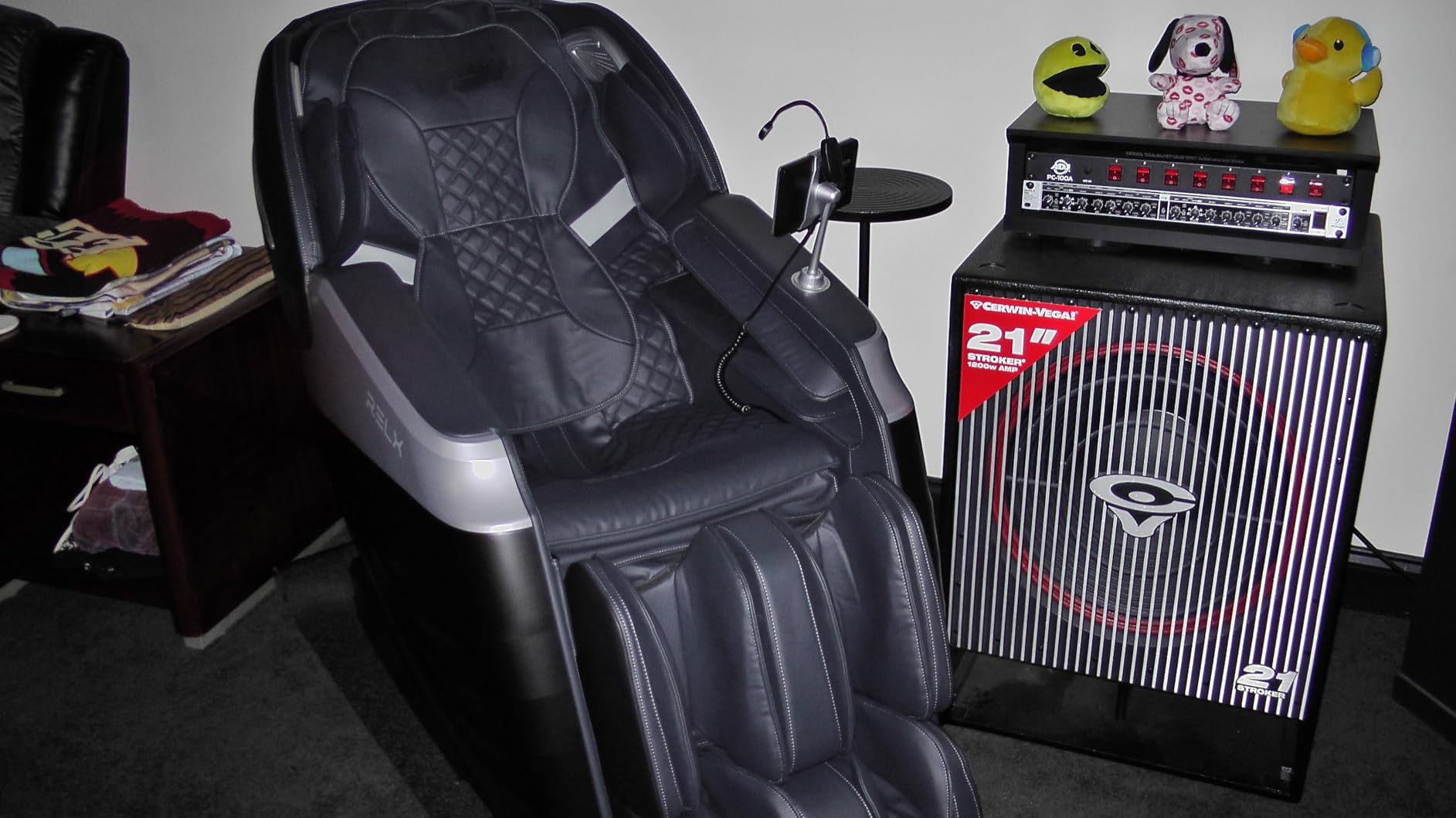 RELX Massage Chair Full Body with Body Scan, Zero Gravity, SL-Track, Black | 20 Modes Shiatsu Massage Chair Built-in Heat System, Airbag Massage with Deep Yoga Stretch, Calfrest Extension and AI Control customer photo 2
