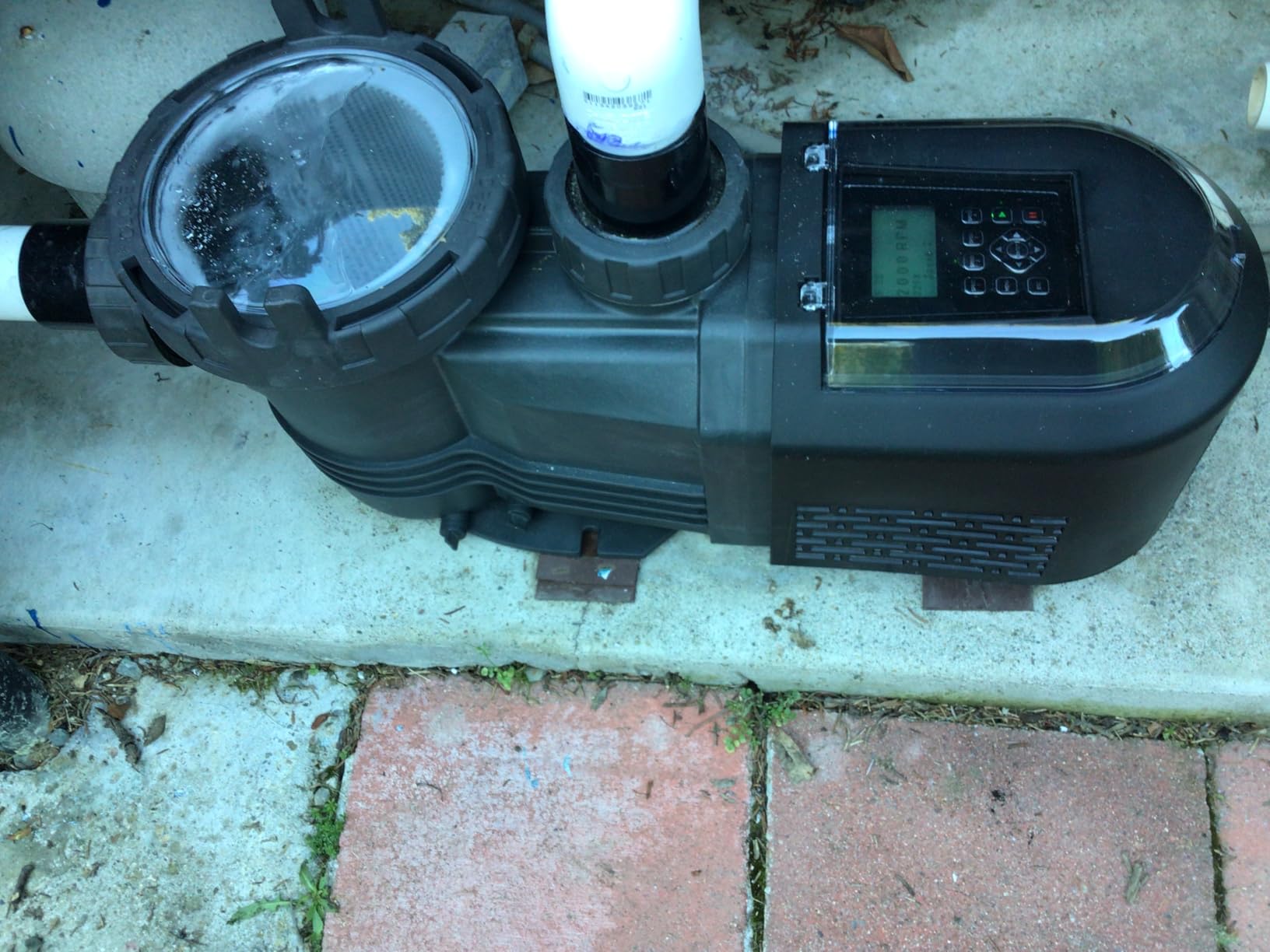 Aquastrong 1 HP Sewage Grinder Pump, 4200 GPH Sewage Pump 2 inch Discharge, Cast Iron Sump Pump Submersible with Auto Float Switch for Basement Sump Basin and Sewage Well customer photo 1