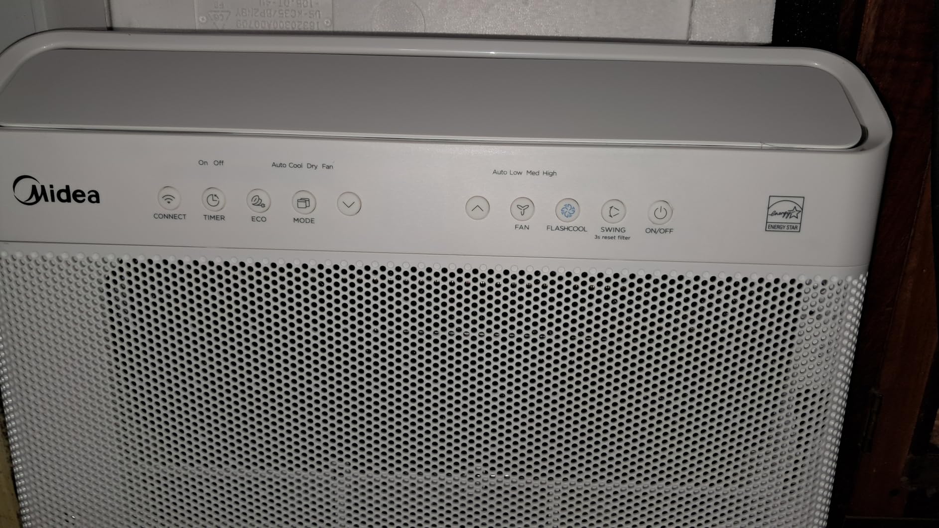 Midea 6,000 BTU U Shaped Smart Inverter Window Air Conditioner - Cools 250 Sq Ft, Ultra Quiet with Open Window Operation - Alexa/Google Assistant Compatible, 37% Energy Savings, Remote (2026 Edition) customer photo 1