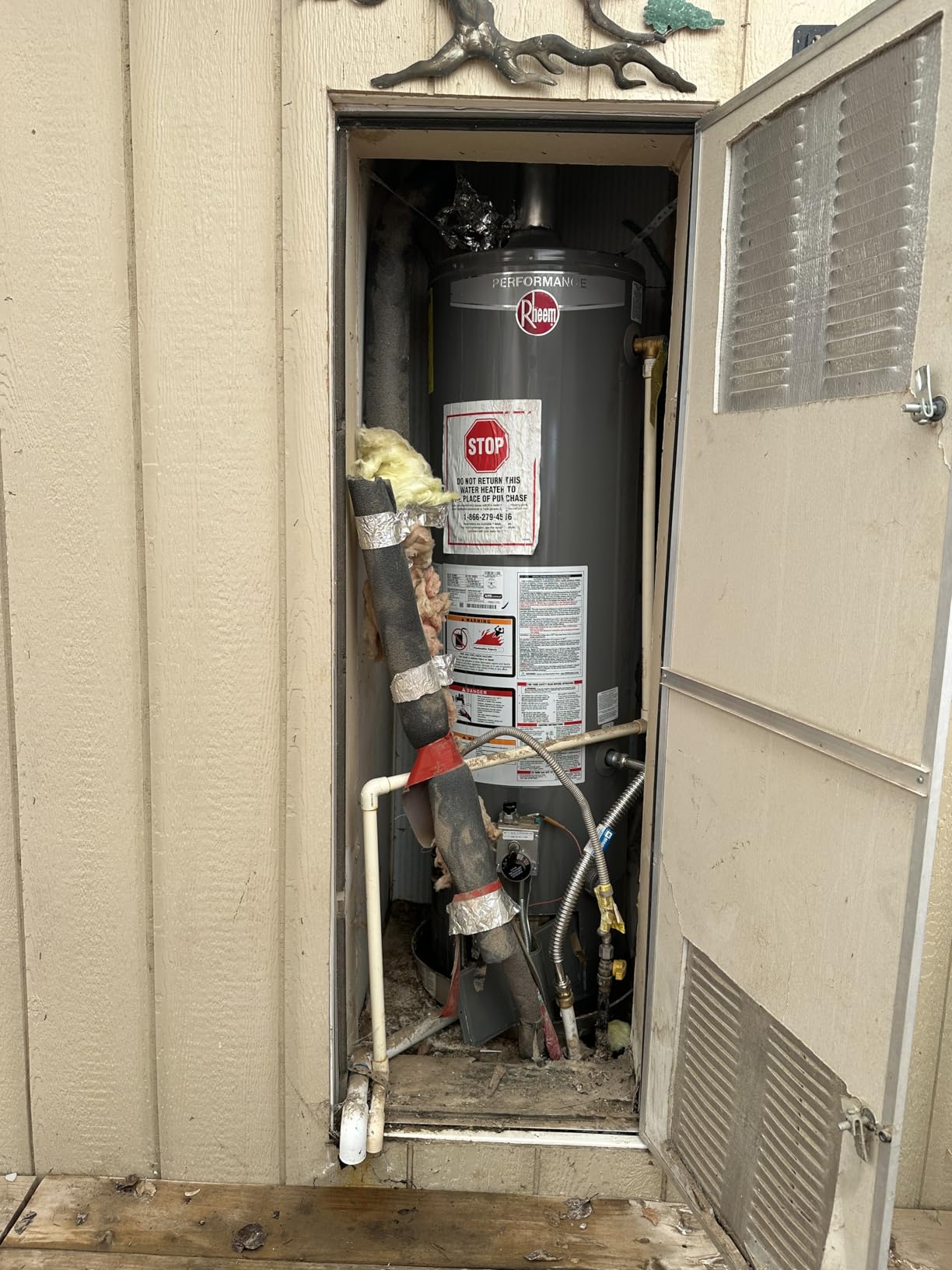 MIZUDO Natural Gas Tankless Water Heater, 199,000 BTU, Indoor Installation, Max 10.3 GPM, WiFi&APP Control, Non Condensing, High Efficiency for Large Families Residential Whole House customer photo 1