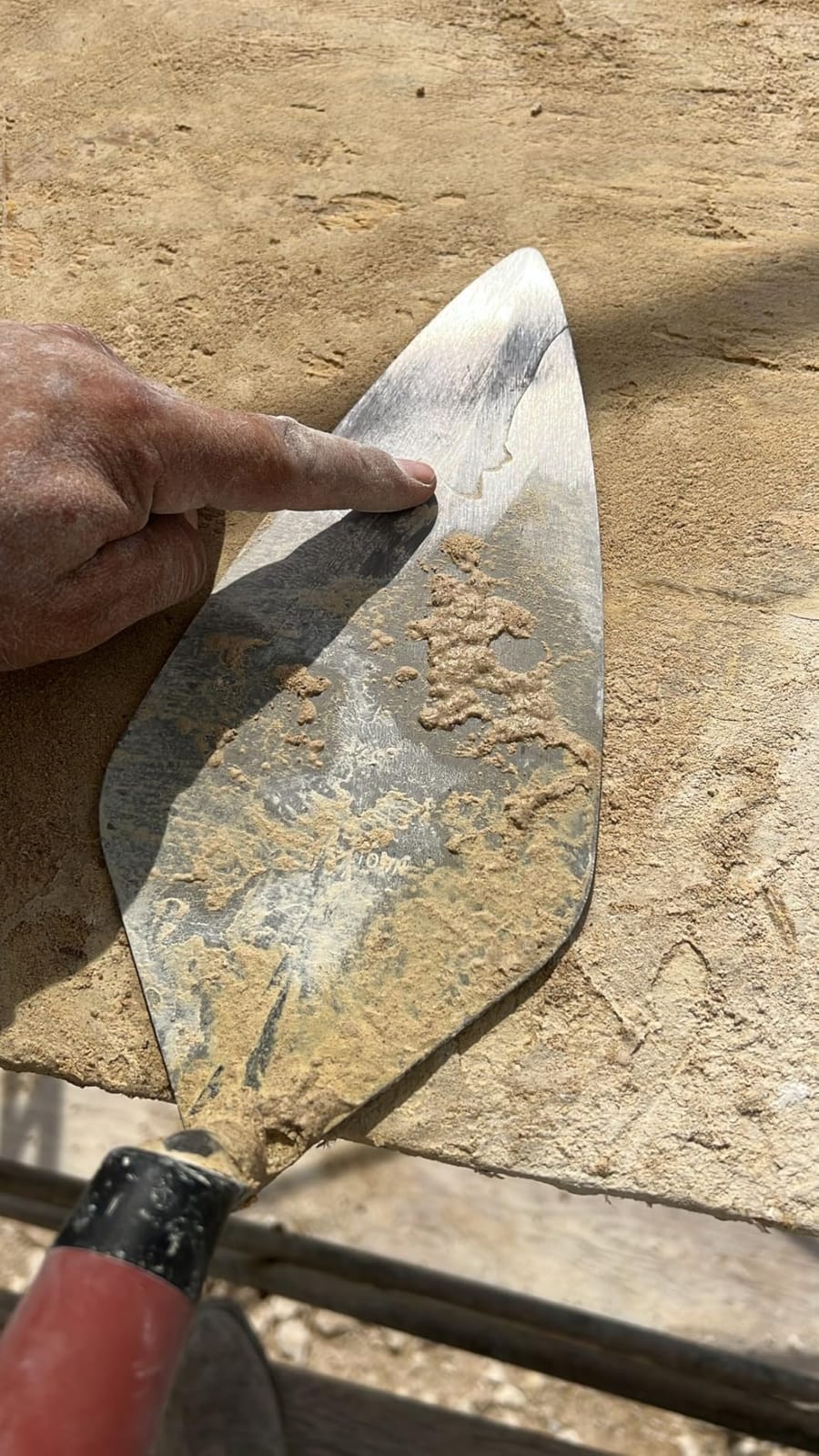 MARSHALLTOWN London Brick Trowel, 11 x 4 7/8 Inch, Assembled in the USA | Forged One-Piece High Carbon Steel Blade, Taper-Ground, 11 x 4 7/8 Inch, DuraSoft Handle for Brick and Blockwork, 33 11FG customer photo 1