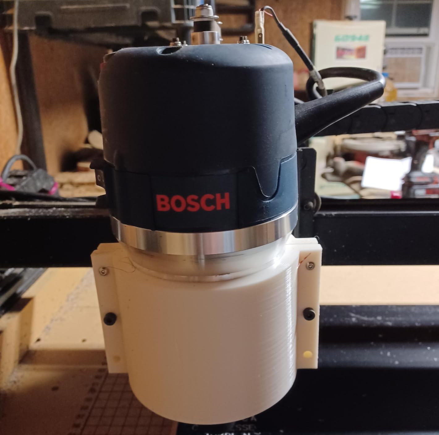 BOSCH Router 1617EVS 2.25 HP Electronic Fixed-Base Woodworking Router customer photo 2